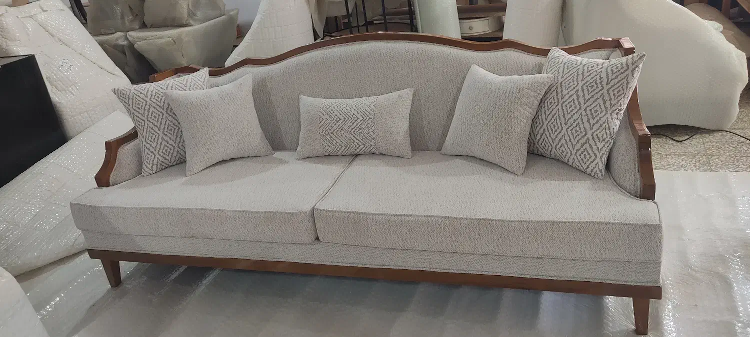 کارگر ساده،رویه کوب،زیرکارچی رنگ ،زیرکارچی مبل|استخدام صنعتی، فنی، مهندسی|باغستان, |دیوار