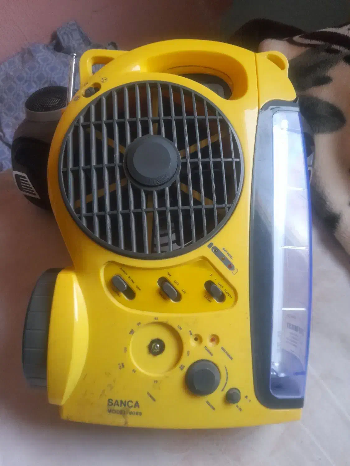 کاست.رادیو برق باطری ژاپنی.. رادیو پنکه چراغ شارژی|کلکسیون اشیاء عتیقه|کوهسار (البرز), |دیوار