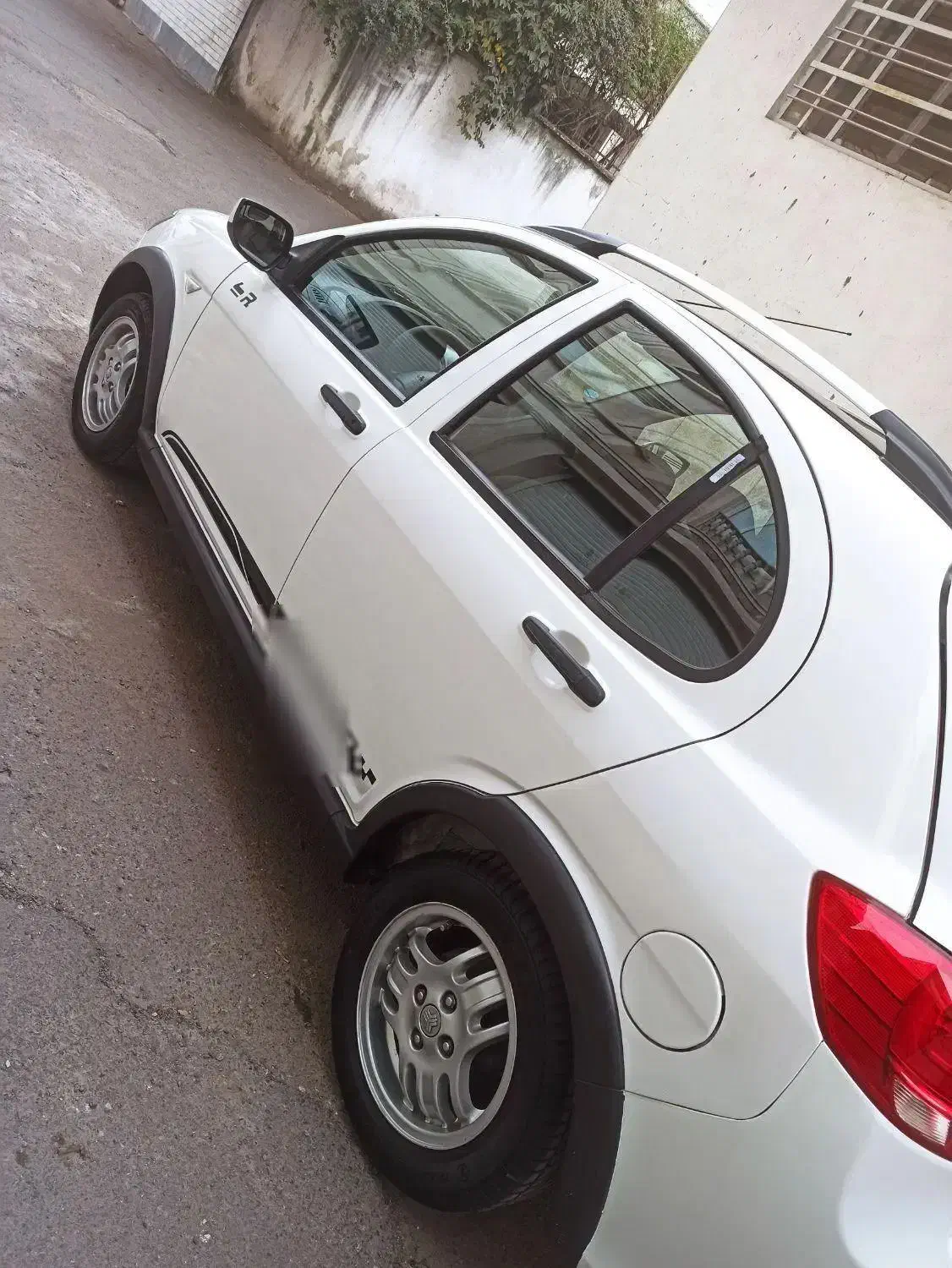 کوییک r 1400 تمیز|خودرو سواری و وانت|رشت, استقامت ۲|دیوار