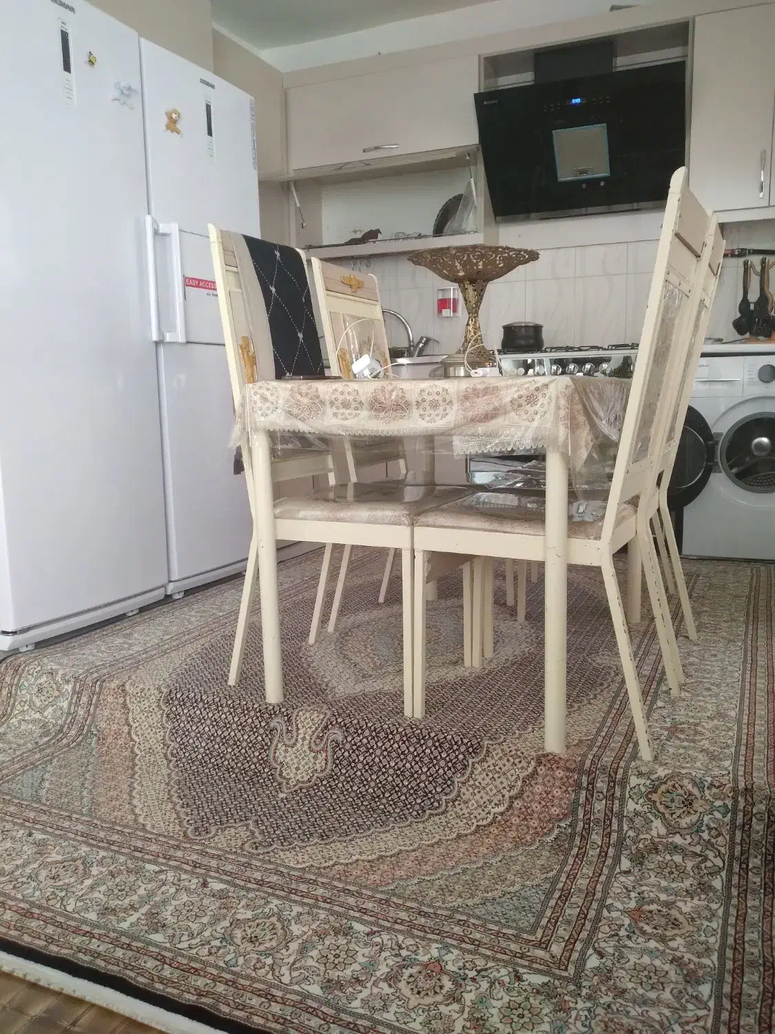 میز غذا خوری|میز و صندلی غذاخوری|پارسآباد, |دیوار