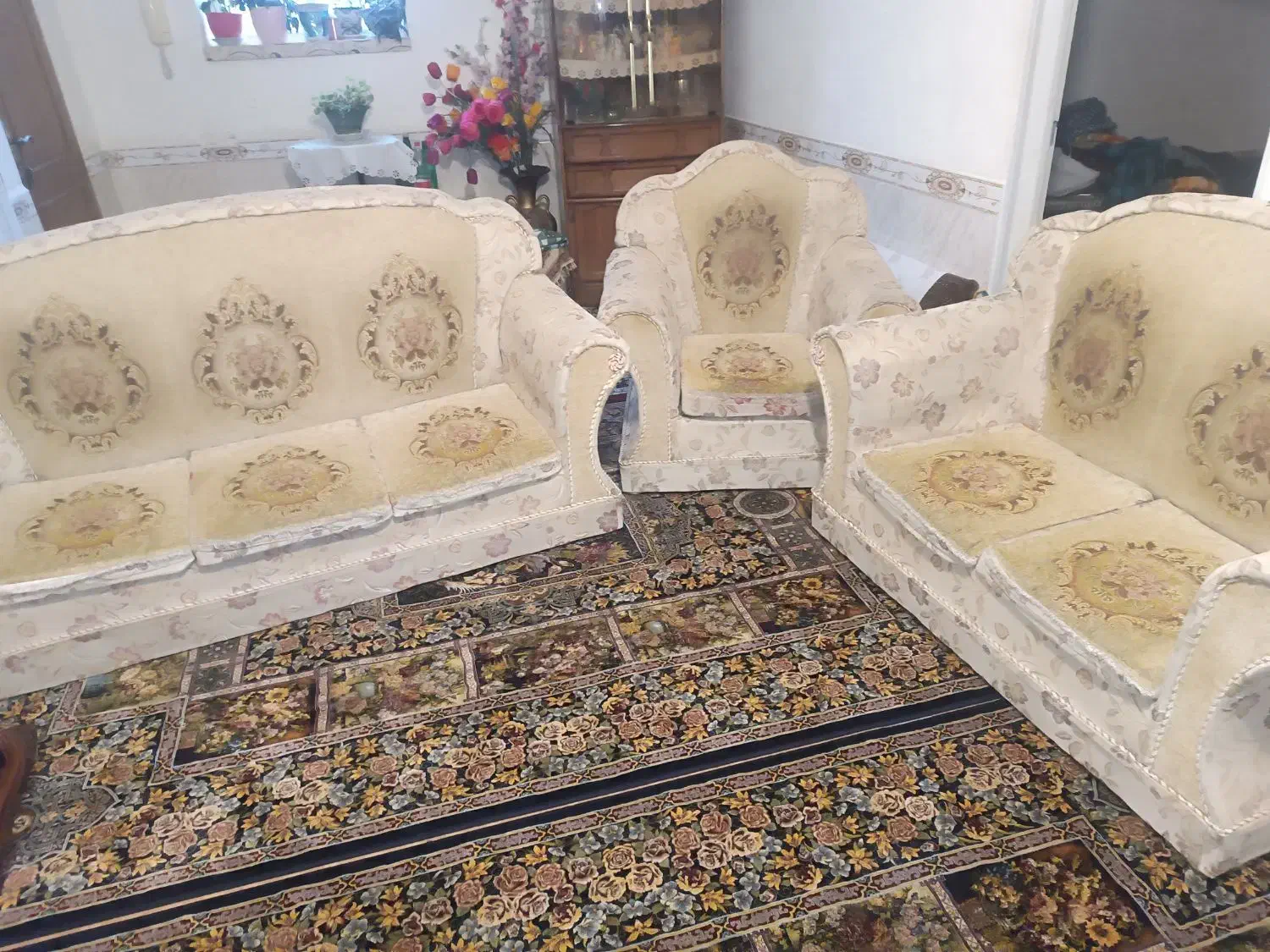 مبل ۷ نفره مناسب خانه باغی و مغازه|مبلمان خانگی و میز عسلی|تویسرکان, |دیوار