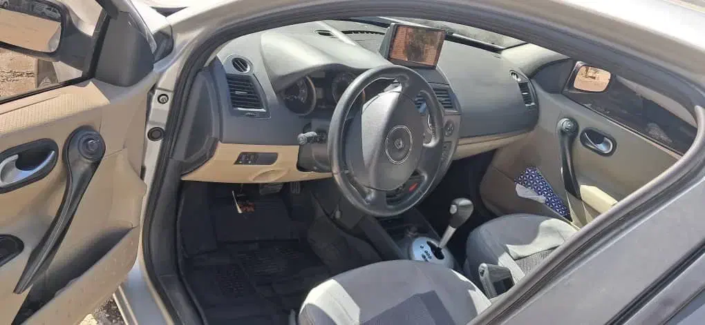 مگان وارداتی 2000تک برگ سند مشابه صفر|خودرو سواری و وانت|پیربازار, |دیوار