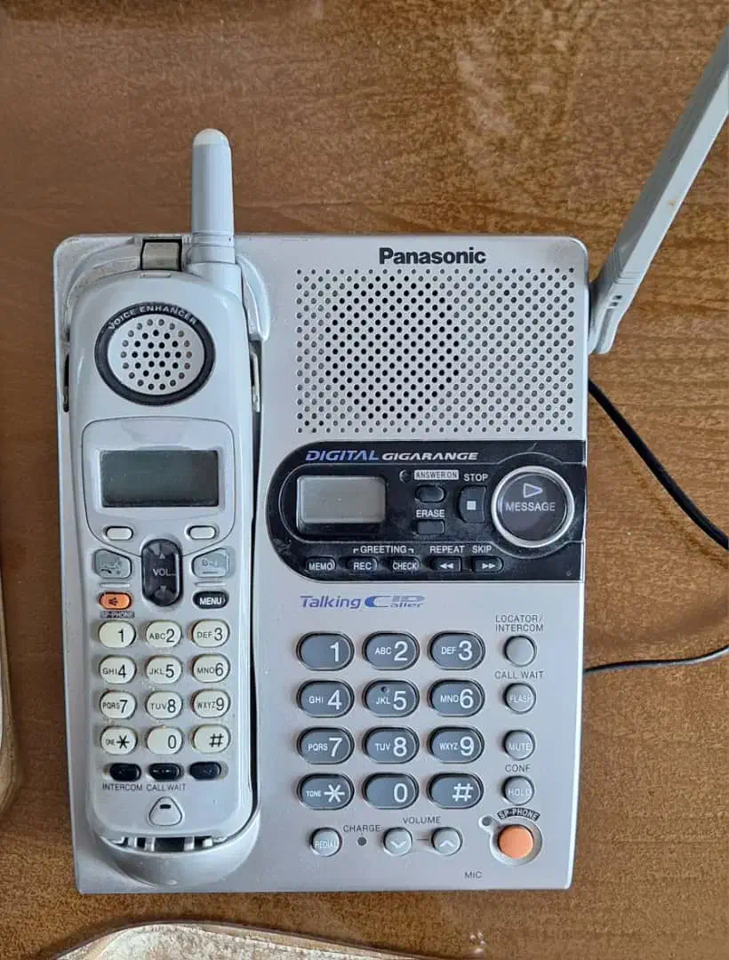 تلفن پاناسونیک|تلفن رومیزی|تهران, نیروی هوایی (پیروزی)|دیوار