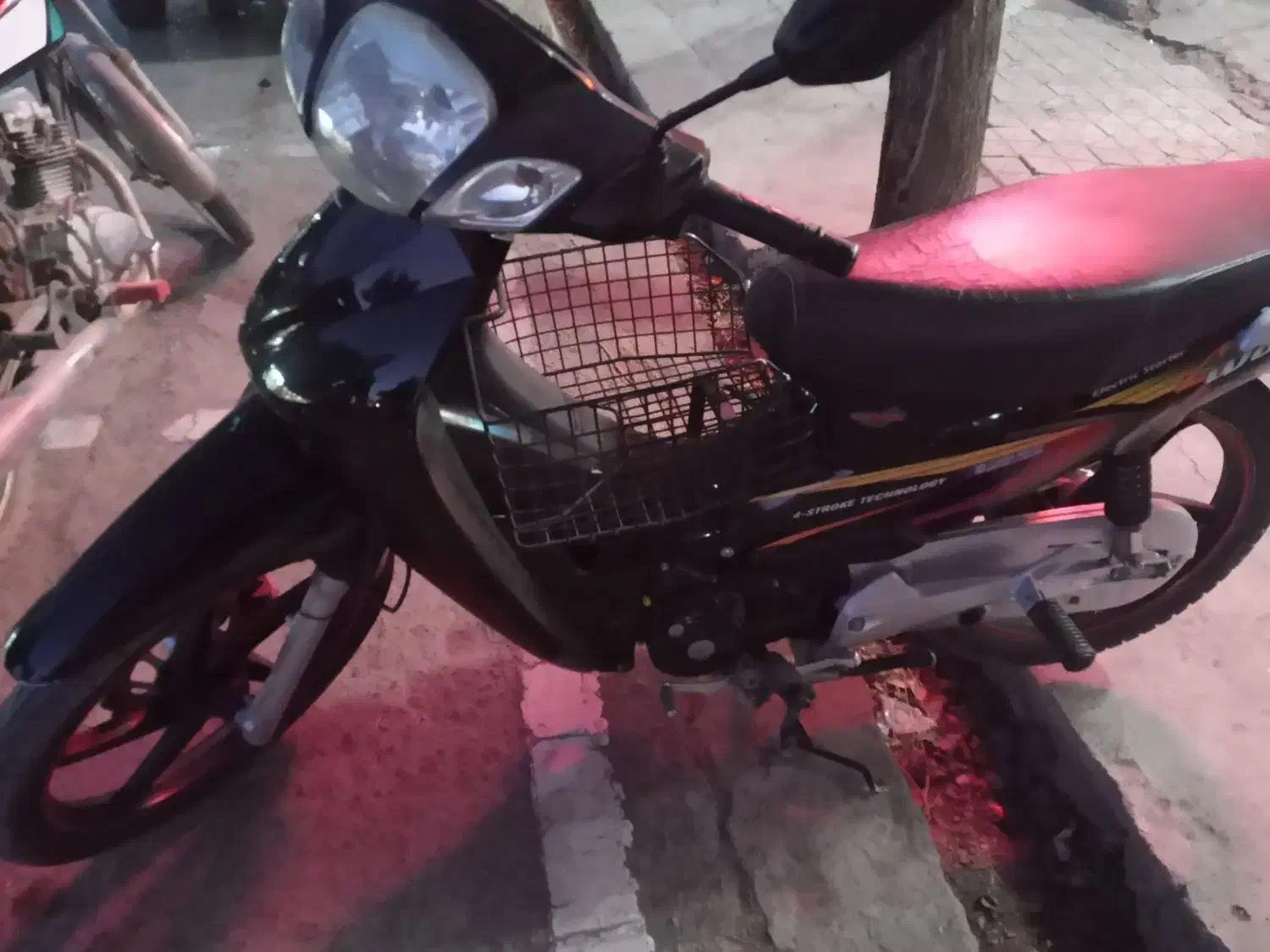 بی کلاج ۹۸|موتورسیکلت|مبارکه, |دیوار