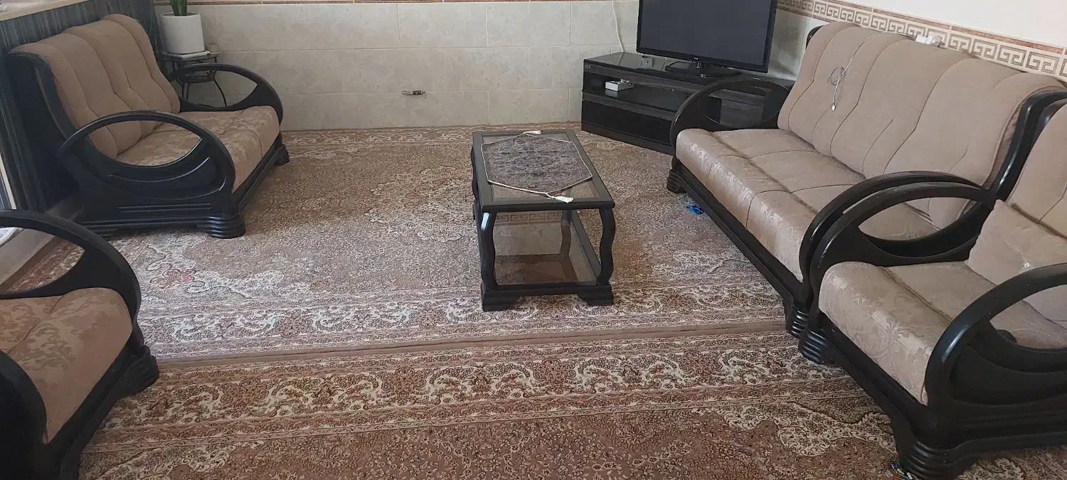فروش مبل با چوب عالی|مبلمان خانگی و میز عسلی|نظرآباد, رسالت|دیوار