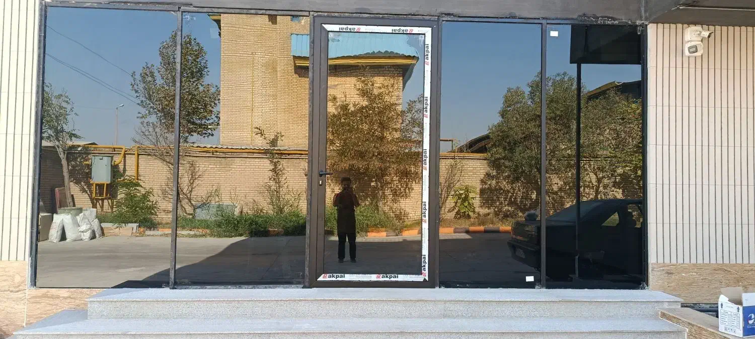 درب وپنجره دوجداره وسه جداره UPVCو آلمینیومی|خدمات پیشه و مهارت|محمدیه-قزوین, |دیوار