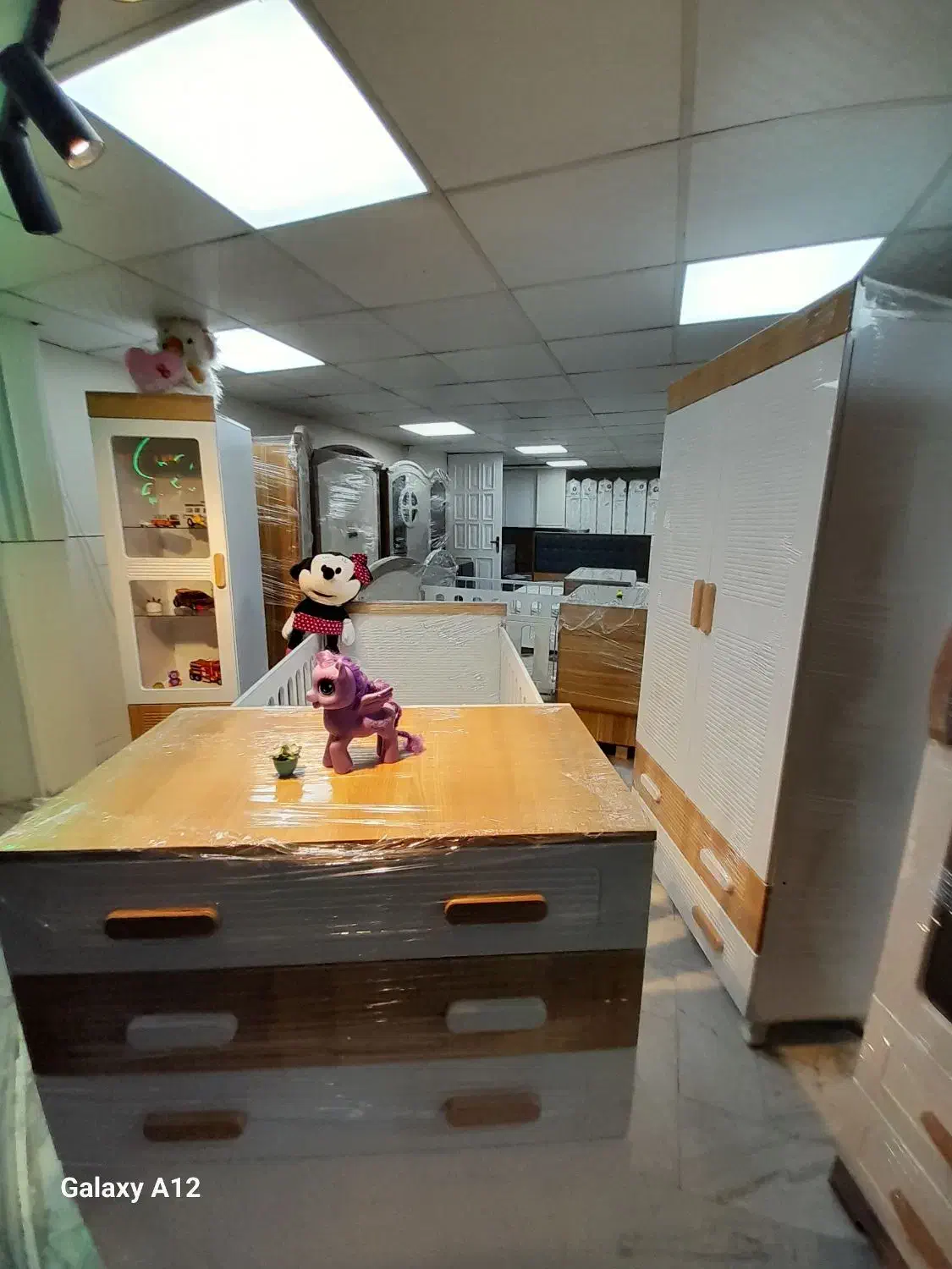 تخت وسرویس نوزادنوجوان|تخت و سرویس خواب|اراک, |دیوار