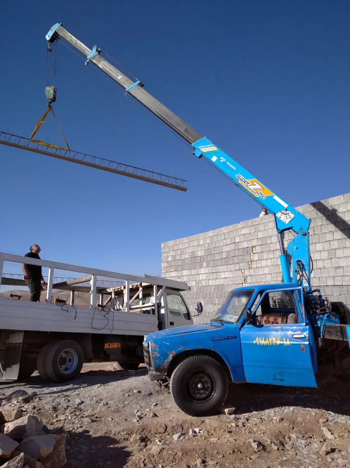 نیسان جرثقیل به ارتفاع 10 متر|خدمات حمل و نقل|کرمانشاه, |دیوار