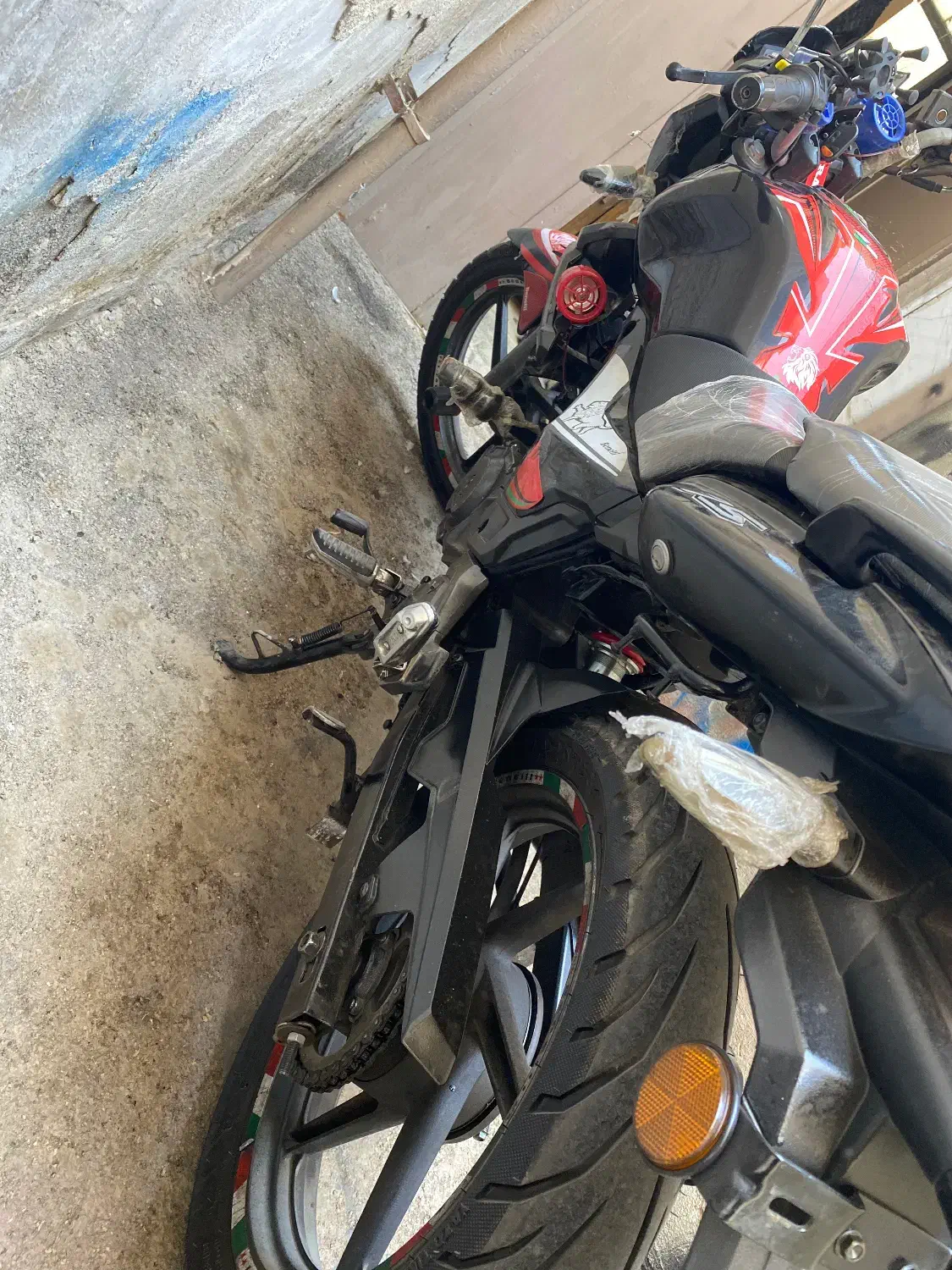 بنلی اصلی فروش فوری|موتورسیکلت|قم, نیروگاه|دیوار