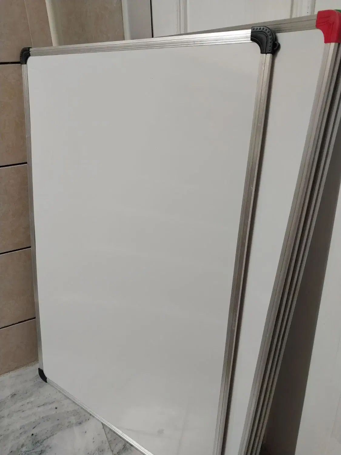 تخته وایت برد نو ۱۲۰×۸۰|لوازم التحریر|اصفهان, خانه اصفهان|دیوار