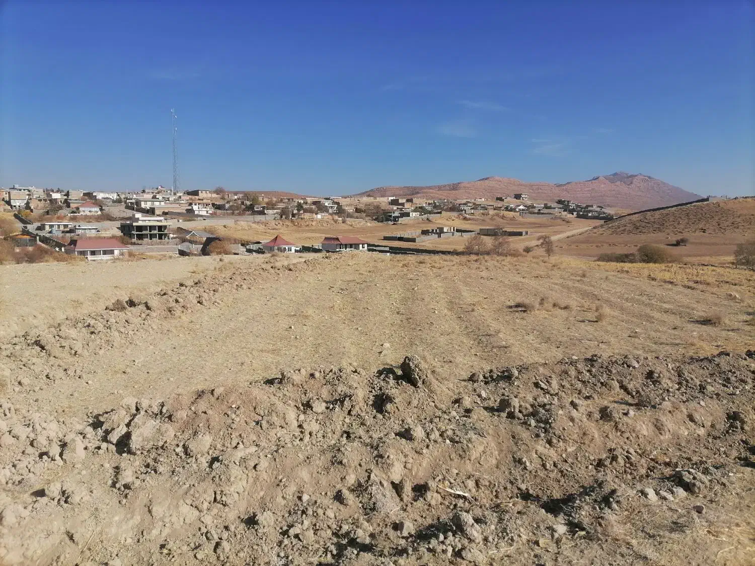 زمین باغ باآب روستای همت ابادجاده خان زنیان ب قلات|فروش دفتر صنعتی، کشاورزی، تجاری|شیراز, میرزاکوچک خان|دیوار