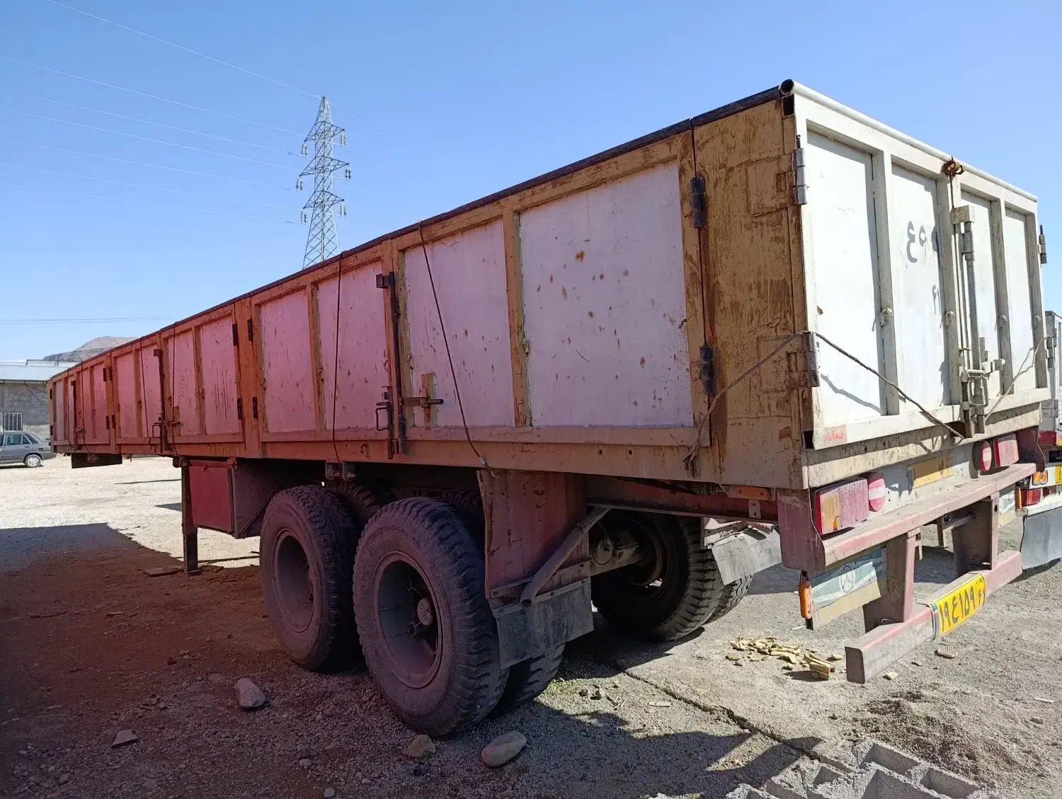 تریلی کفی لبه دار|خودرو سنگین|خرمآباد, |دیوار