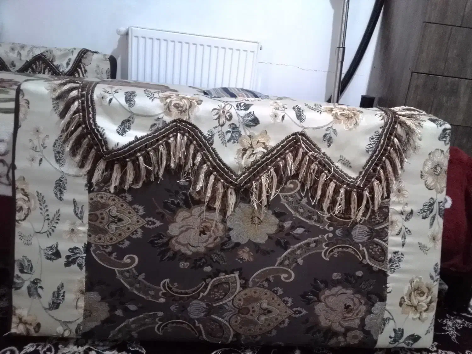 یه جفت پشتی سالم|پشتی|بهارستان, |دیوار