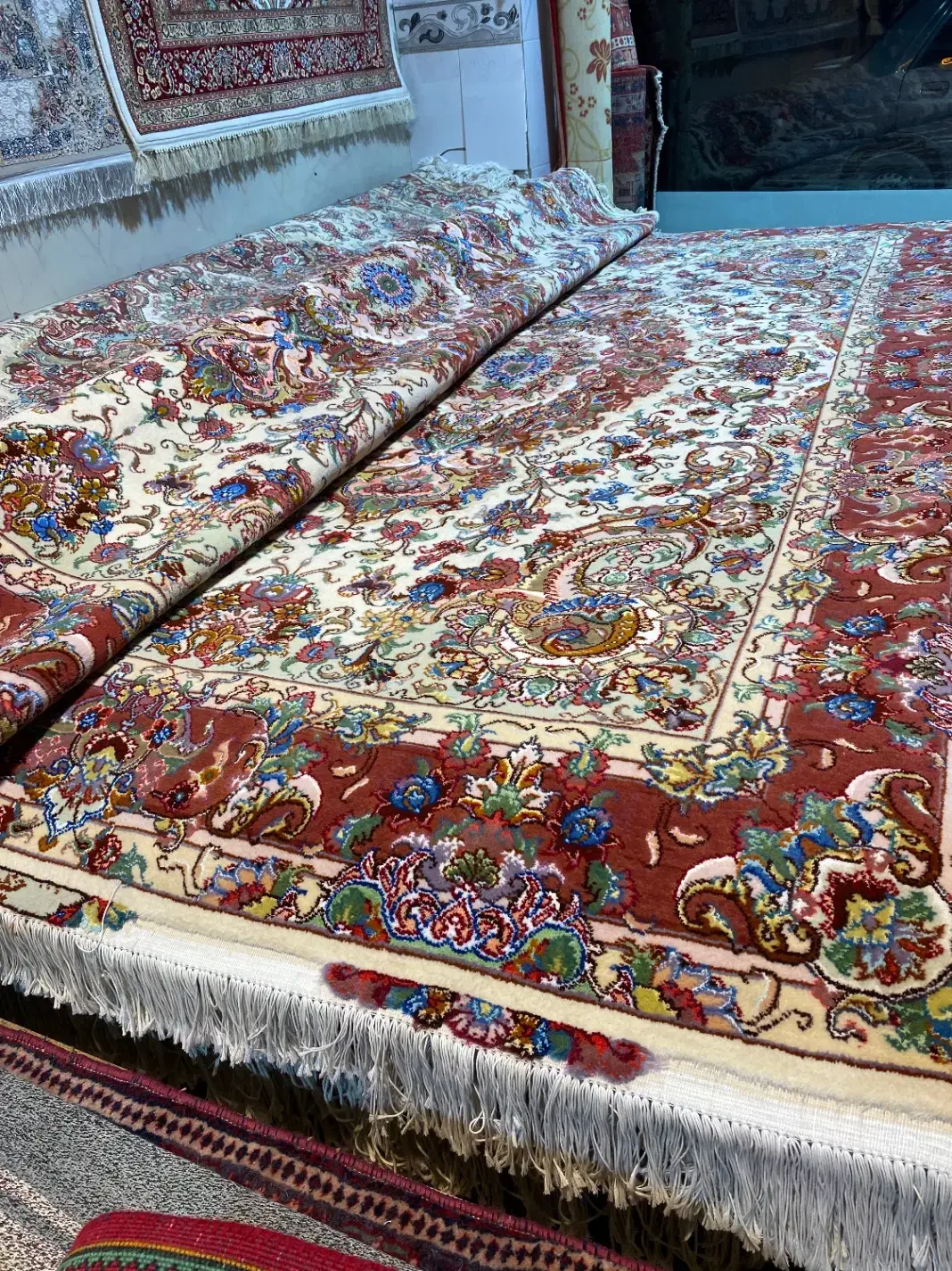 جفت ۶ متری خطیبی|فرش|تبریز, |دیوار