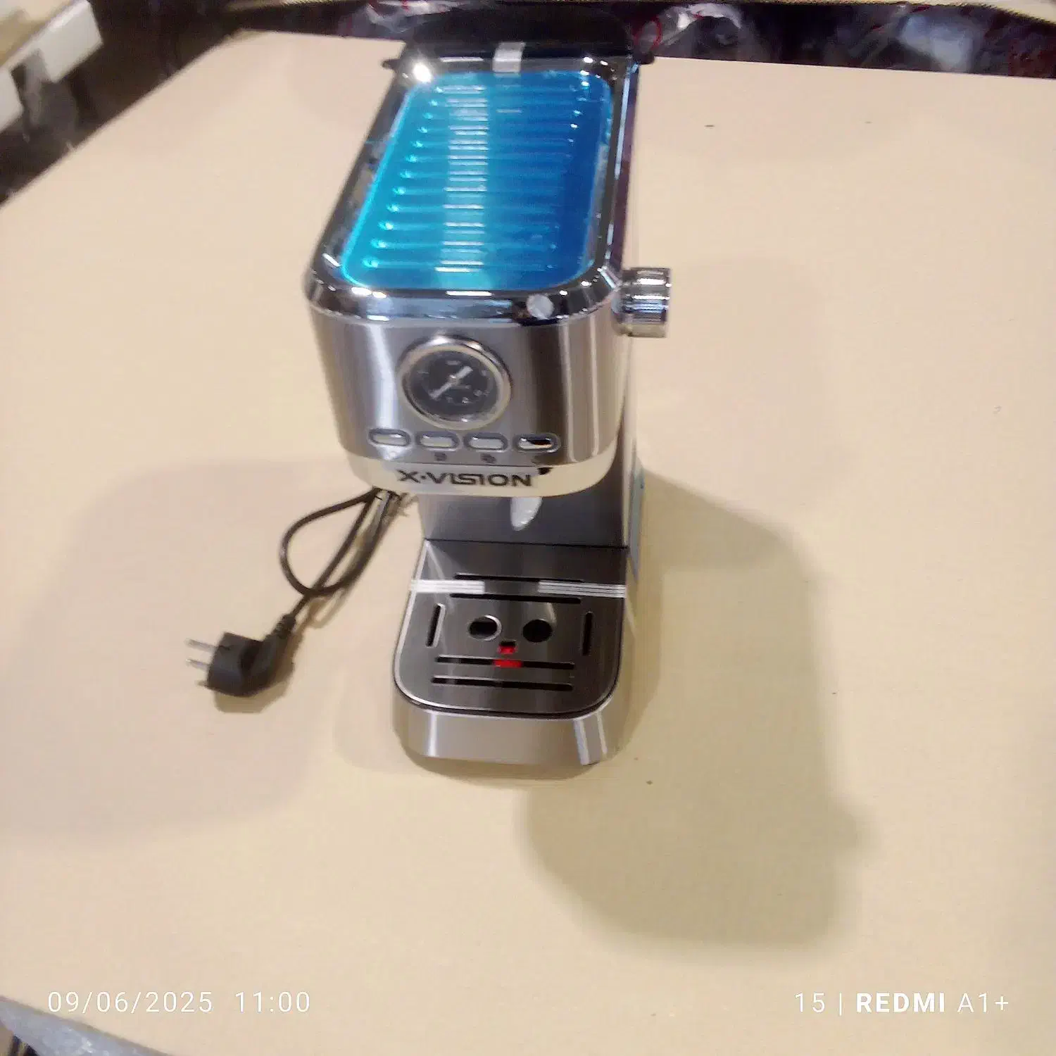 سلام خدمت همشهریان عزیز یک دستگاه قهوه ساز ا|سماور، چای‌ساز، قهوه‌ساز|هشتگرد, فاز ۷ مهستان|دیوار