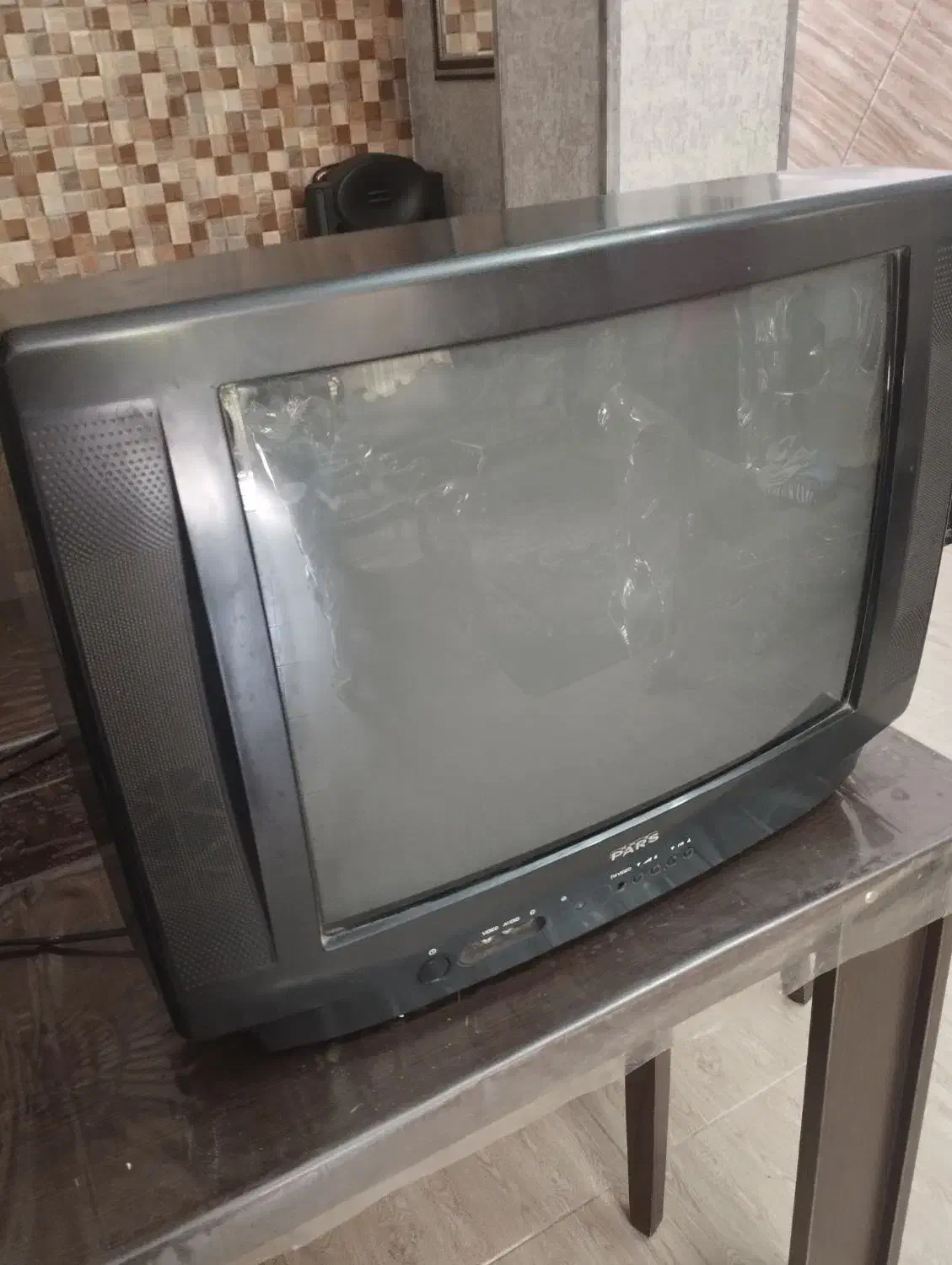 تلوزیون 21 اینچ پارس|تلویزیون و پروژکتور|شیراز, شهرک مطهری|دیوار