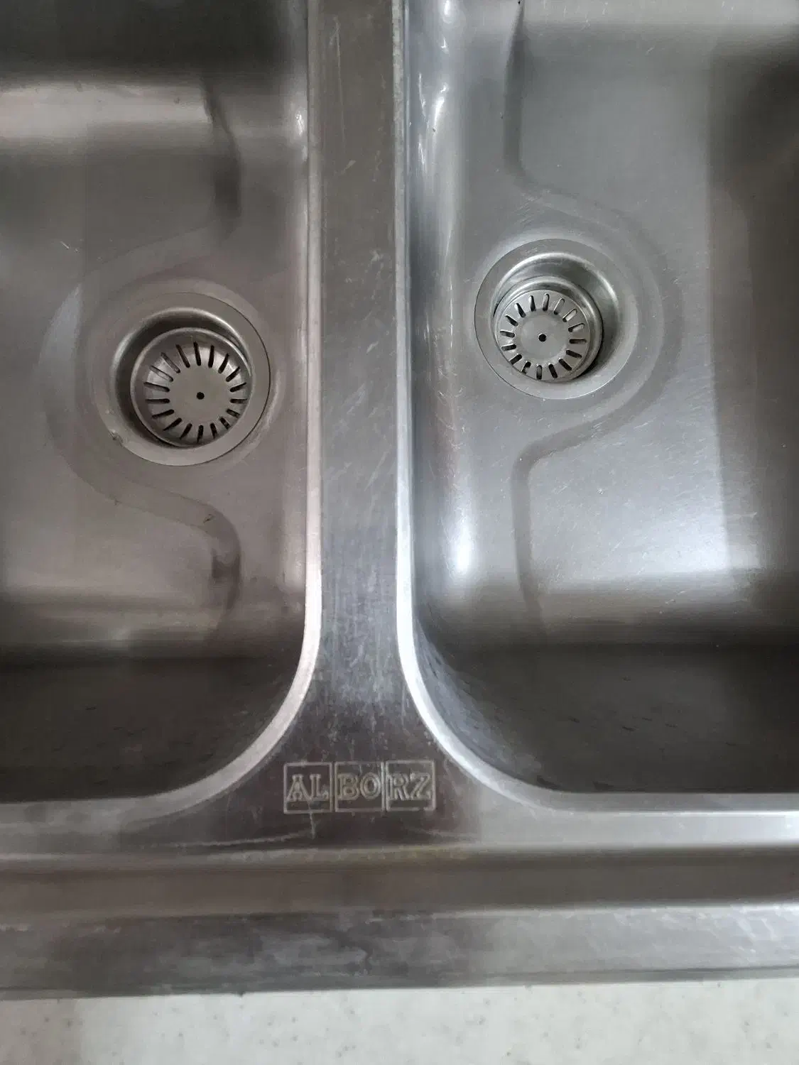 کابینت هایگلاس|آب‌چکان و نظم‌دهنده ظروف|قم, نیروگاه|دیوار