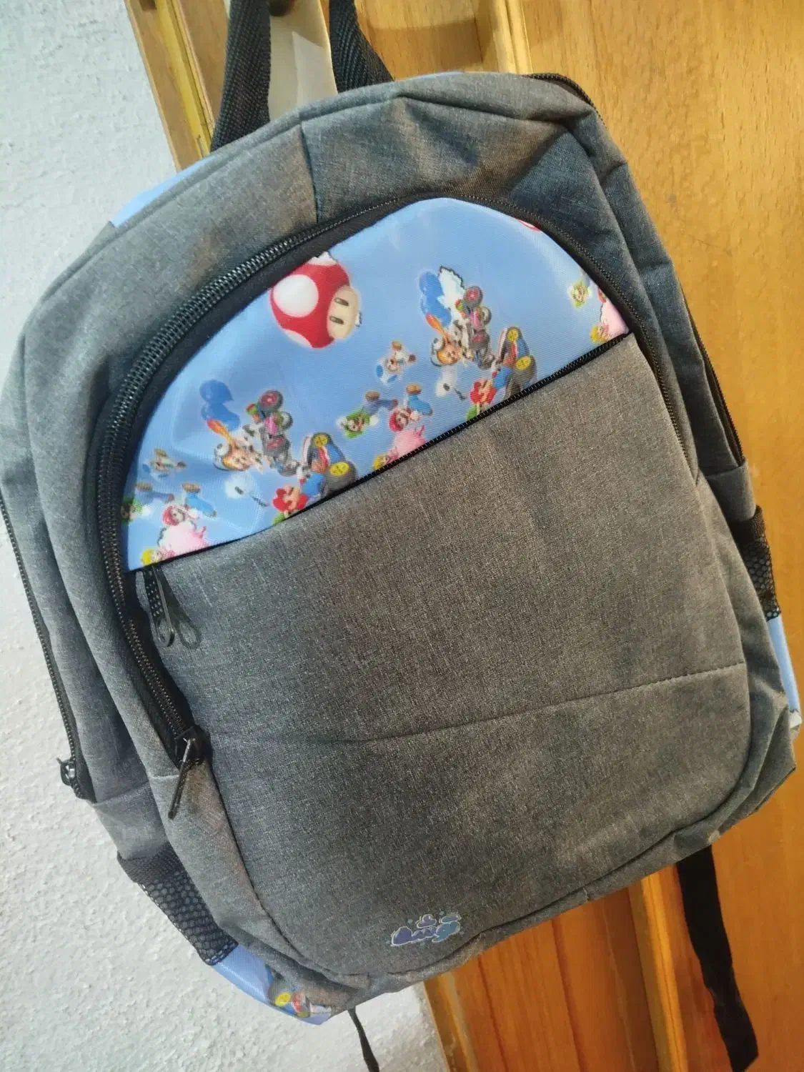 کیف مدرسه|کیف، کفش، کمربند|شیراز, گویم|دیوار