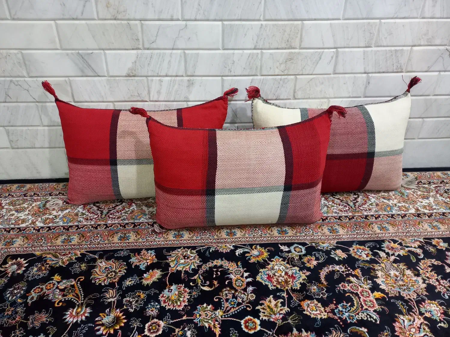 پشتی مخصوص حسینیه|پشتی|قم, شاه ابراهیم|دیوار