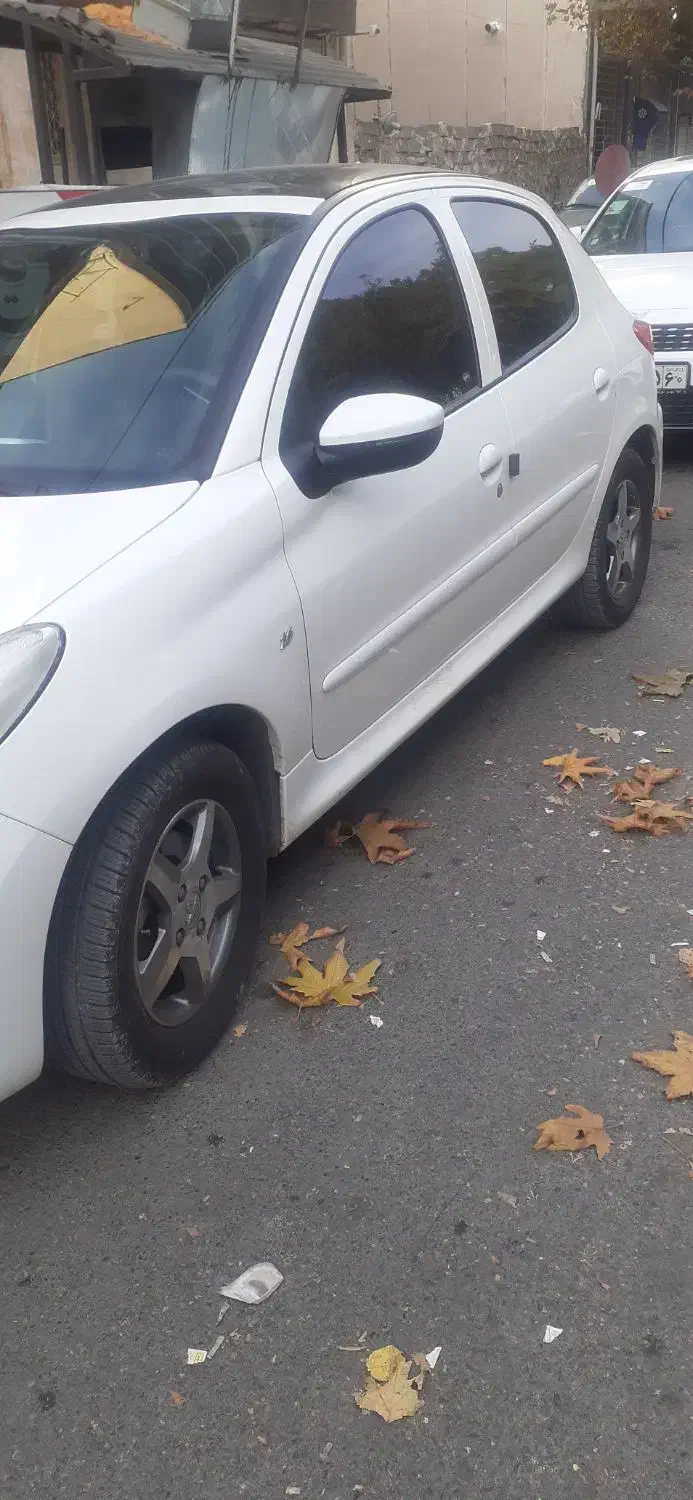 پژو ۲۰۷ پانوراما تیوفایو سقف شیشه ای|خودرو سواری و وانت|ایلام, |دیوار