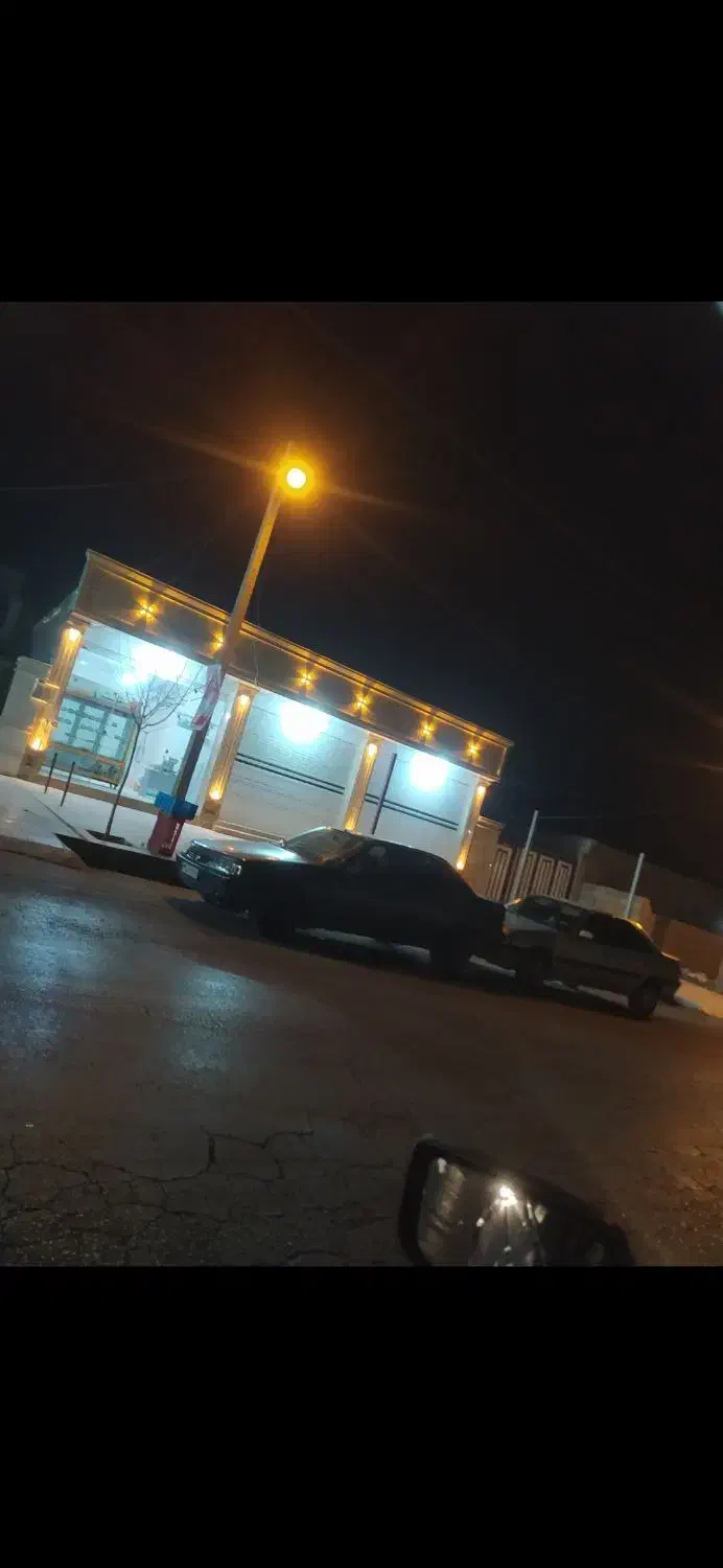 اجاره دو باب مغازه واقع در کوار خیابان دولت|اجارهٔ مغازه و غرفه|کوار, |دیوار