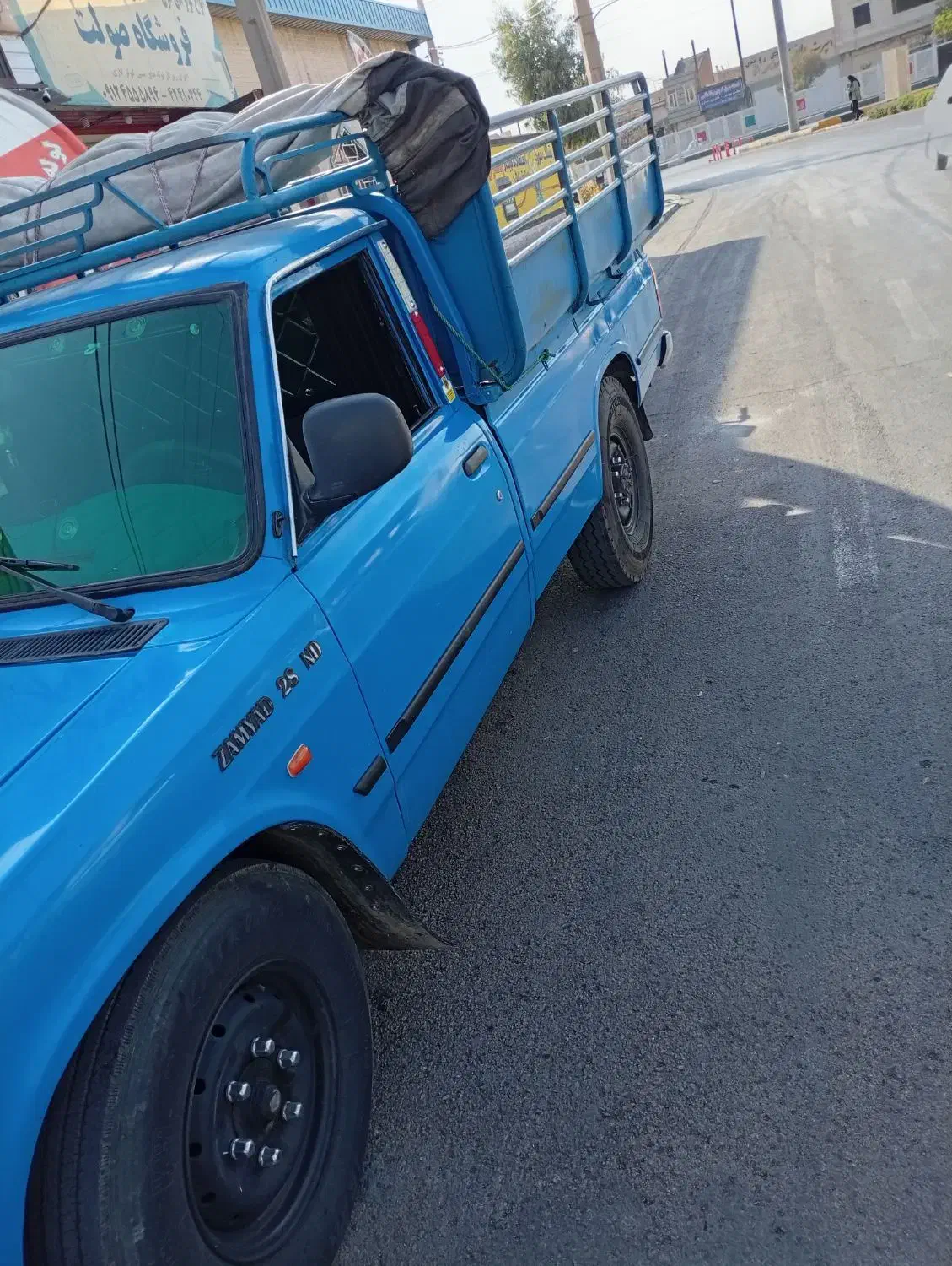 نیسان دیزل  تناژ پایین|خودرو سواری و وانت|ساوه, |دیوار