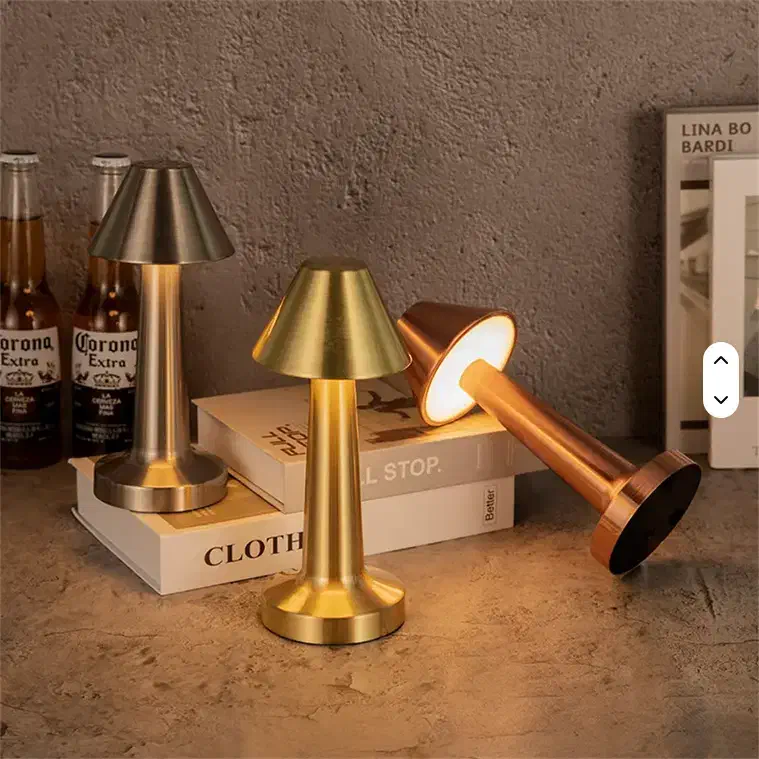 چراغ رومیزی شارژی تاچ Retro مدل Frustum|چراغ خواب و آباژور|تهران, امانیه|دیوار