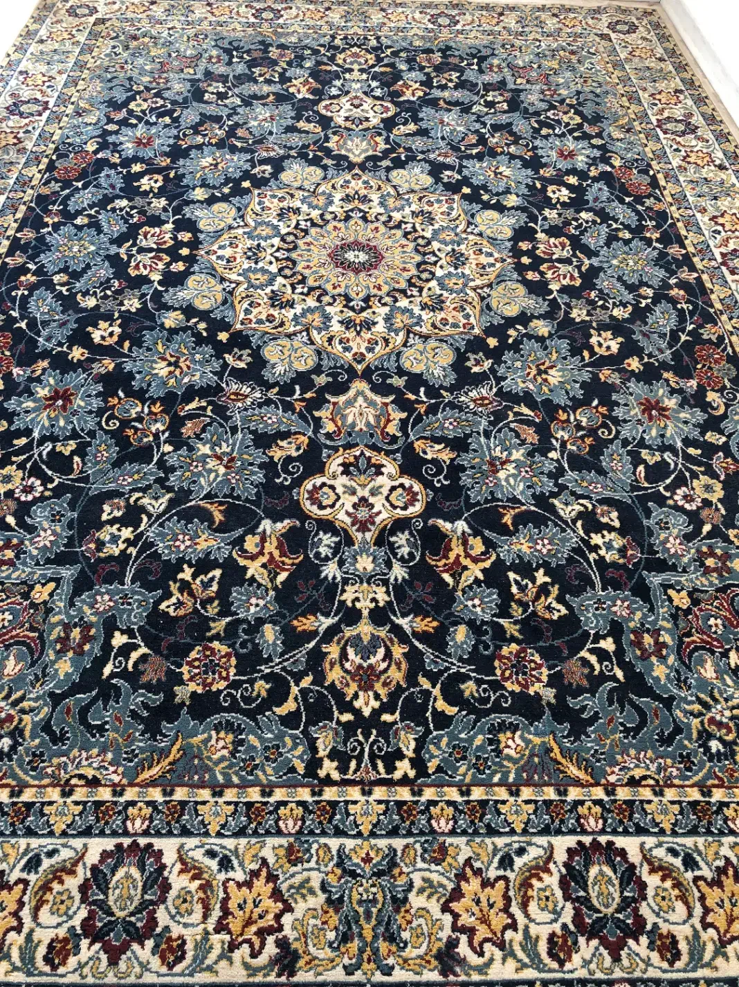 قالی ۹ متری|فرش|کرمان, |دیوار