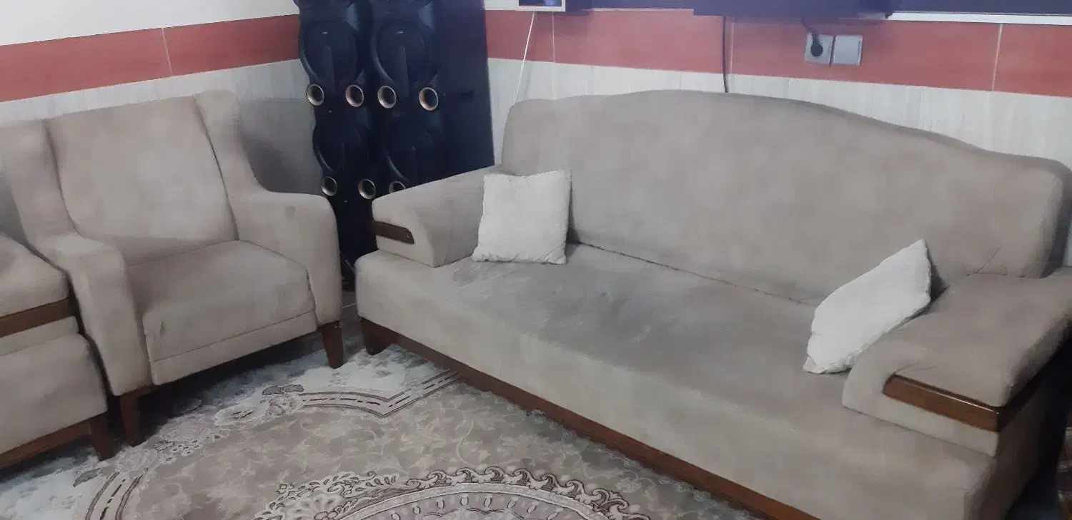 مبل|مبلمان خانگی و میز عسلی|هادی شهر, |دیوار