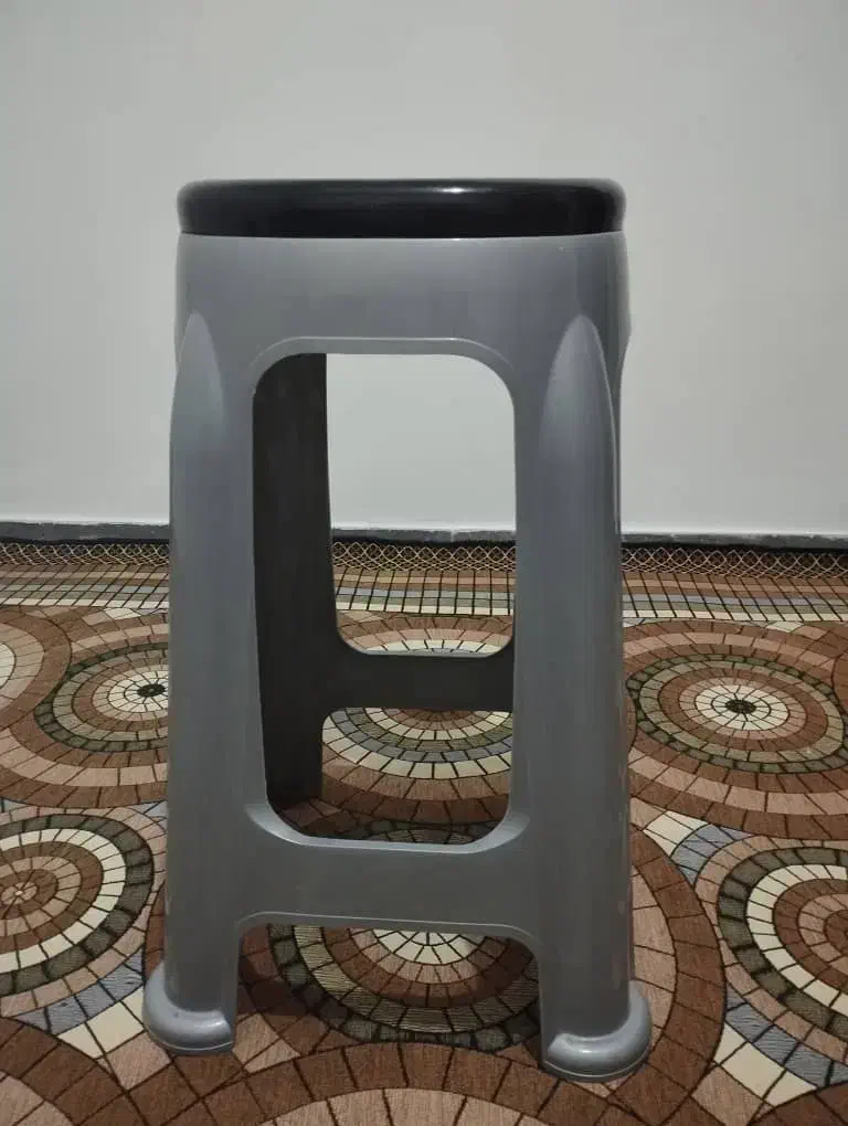 چهارپایه|صندلی و نیمکت|سنندج, |دیوار