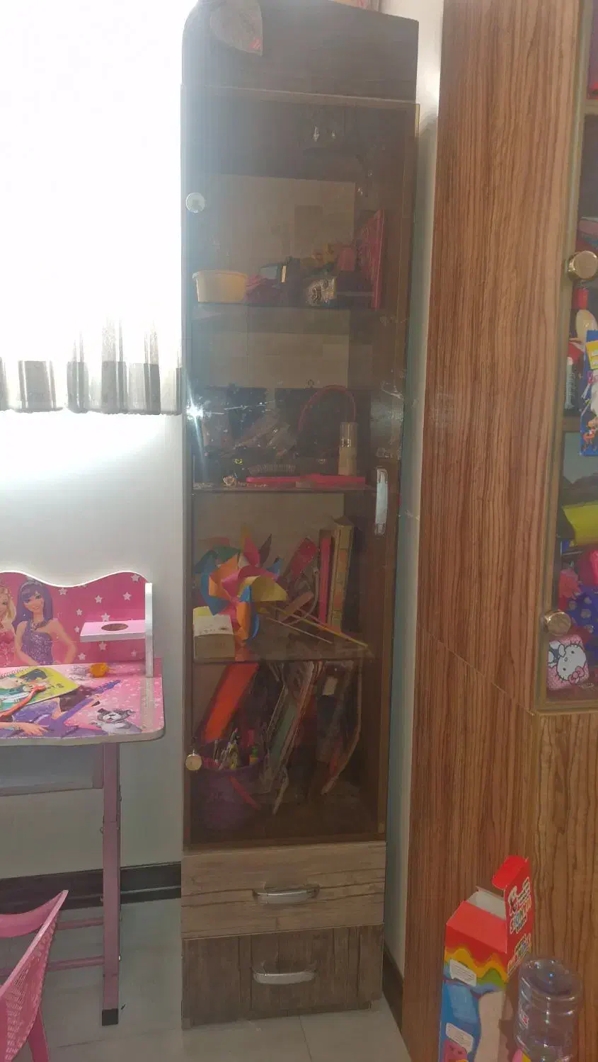ویترین قفسه کشو   کمد کودک|اسباب و اثاث بچه|اصفهان, سرچشمه|دیوار