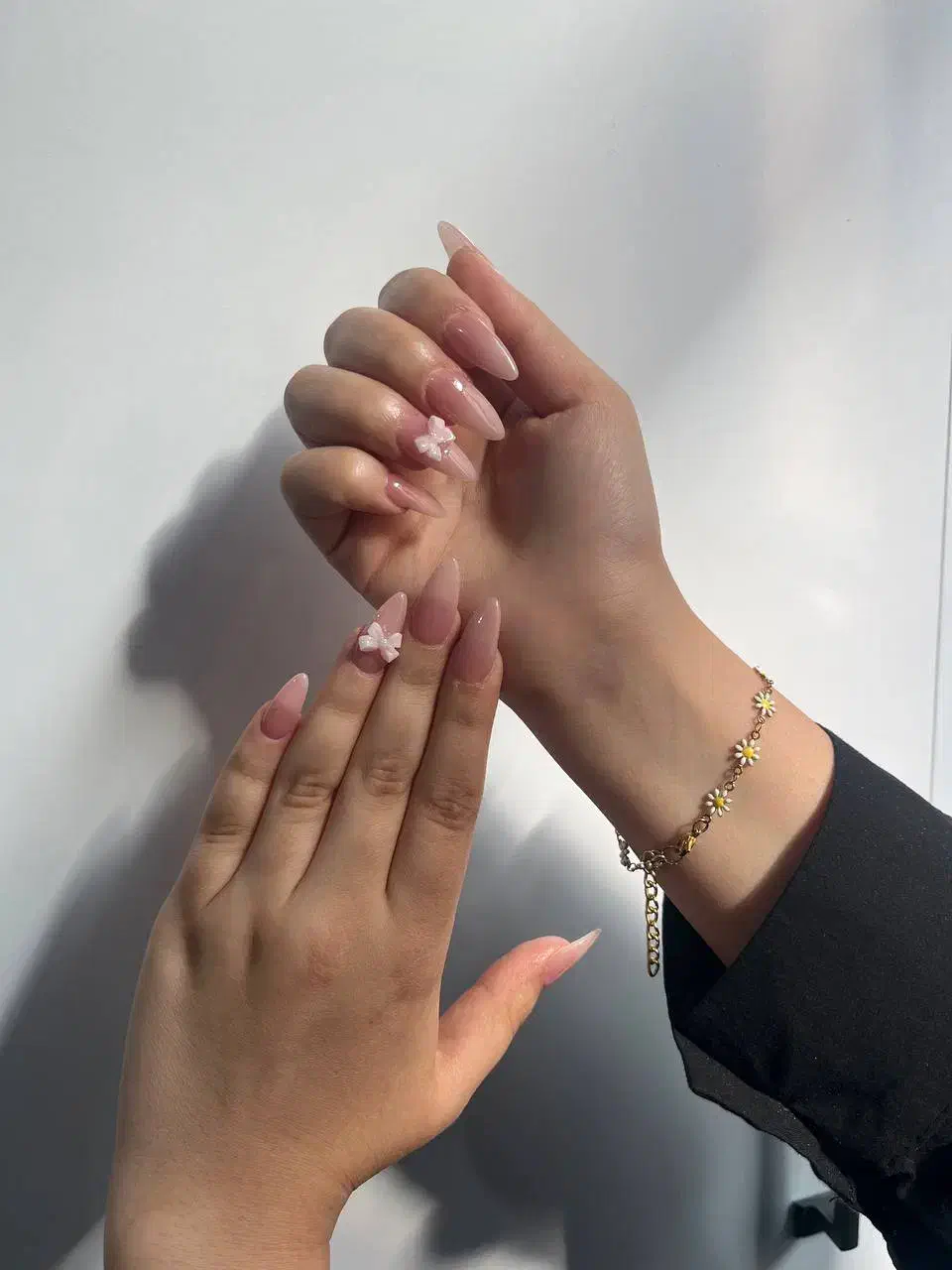 انجام خدمات ناخن و بافت مو|خدمات آرایشگری و زیبایی|ملارد, |دیوار