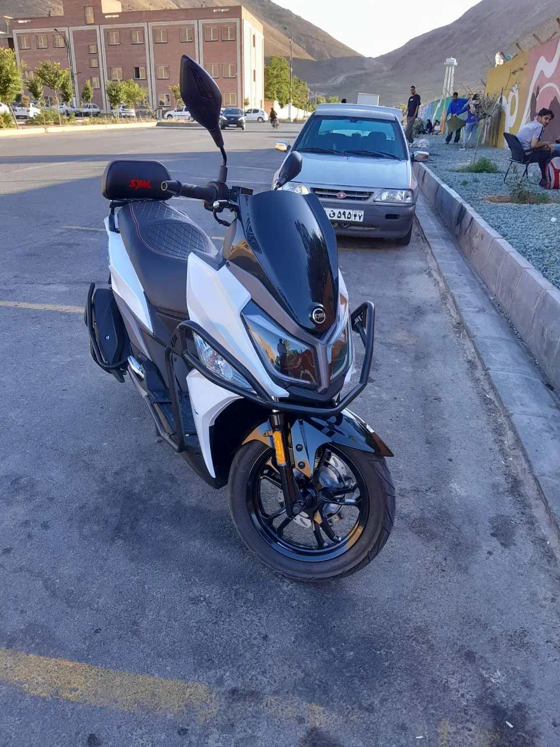 sym j200 new|موتورسیکلت|اراک, |دیوار