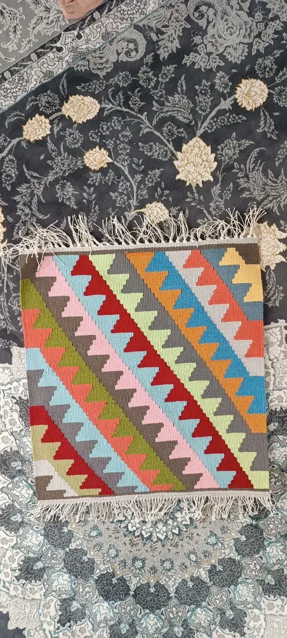 نخ اکریلیک|پشتی|نمین, |دیوار