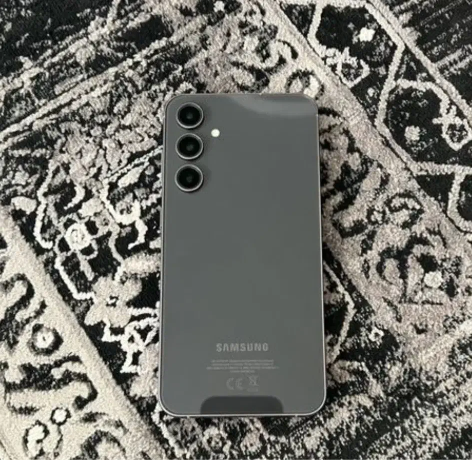 S23FE|موبایل|داراب, |دیوار