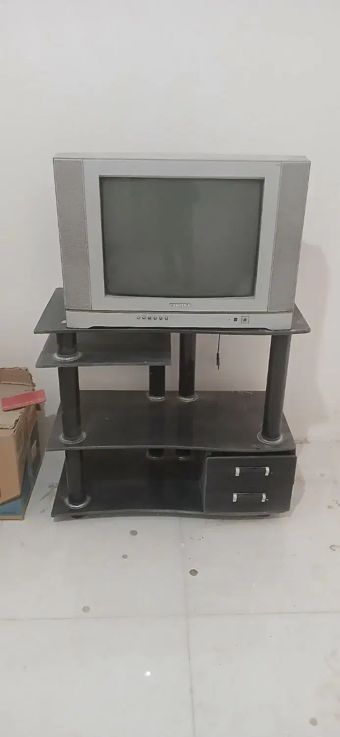 تلویزیون با میز|تلویزیون و پروژکتور|مشهد, شهید قربانی|دیوار