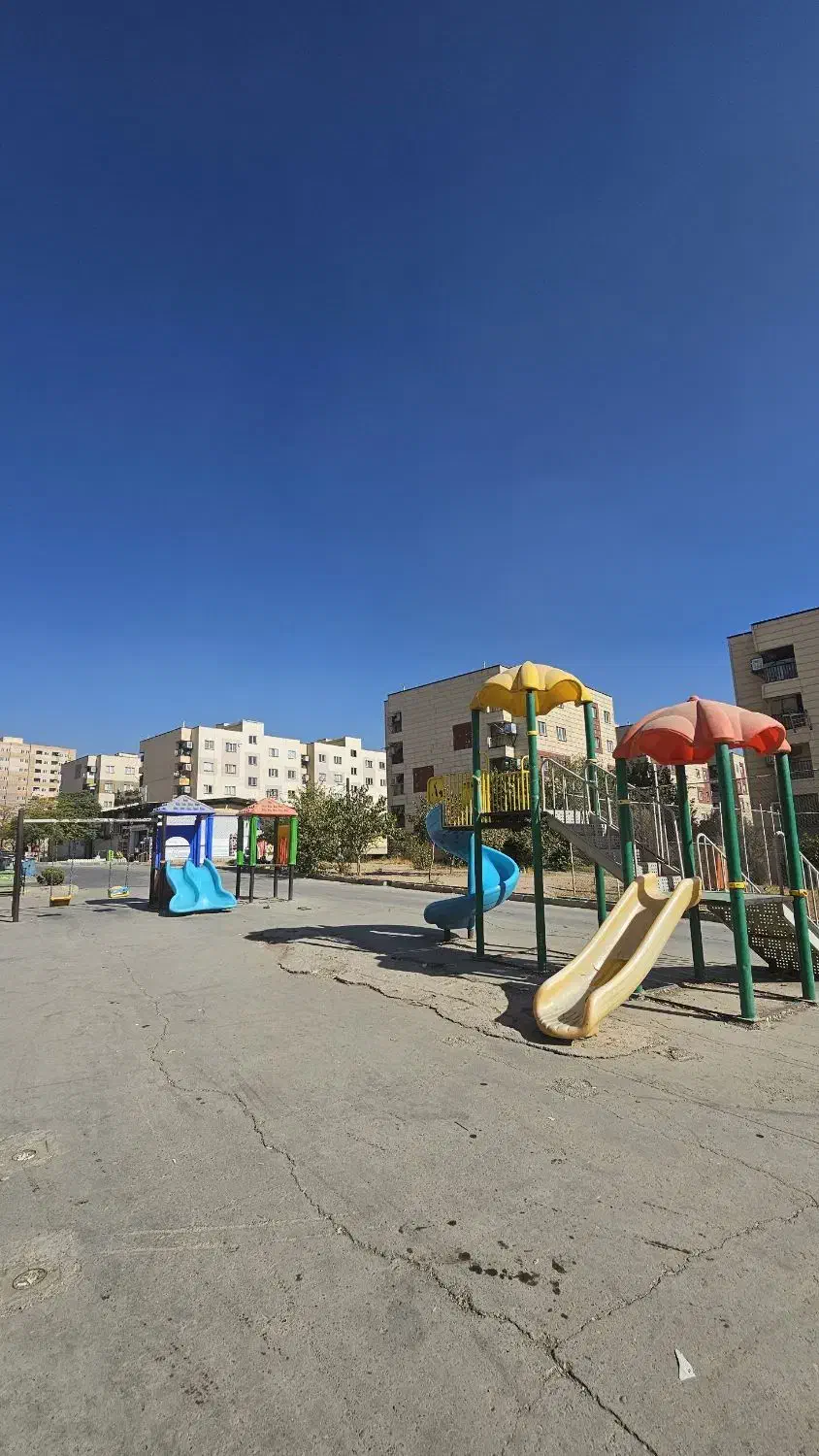 واحد 75 متری فول امکانات فاز4 جنب مرکز خرید|فروش آپارتمان|هشتگرد, شهرک ارم غربی|دیوار