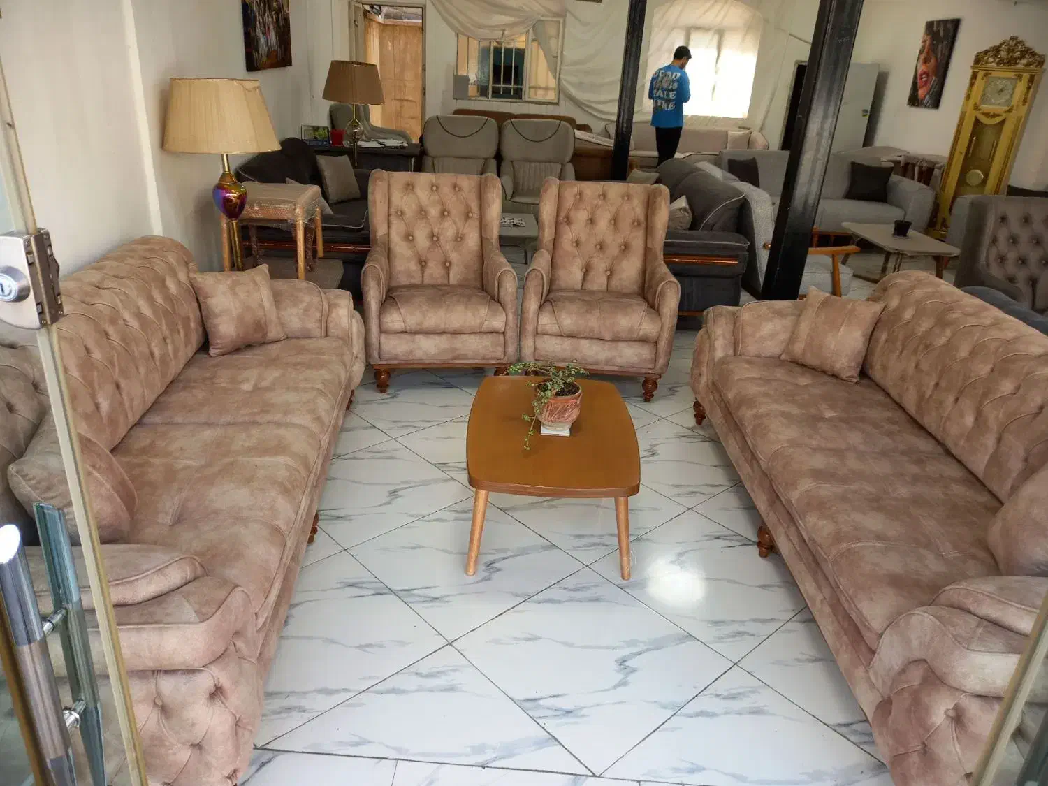 مبل راحتی چستر آراد (مبلمان مهروماه )شرایط اقساطی|مبلمان خانگی و میز عسلی|قزوین, |دیوار