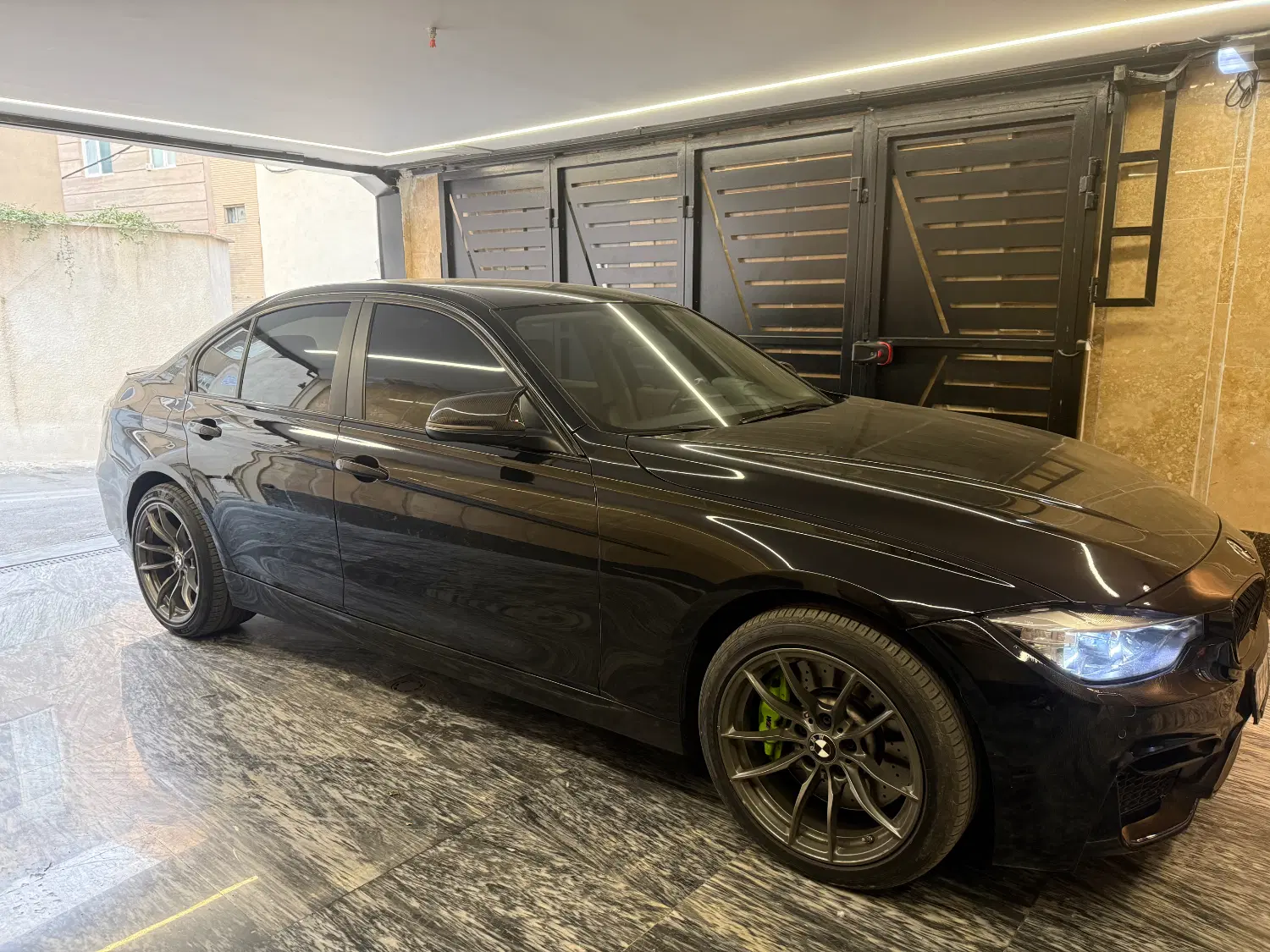 Bmw 320|خودرو سواری و وانت|تهران, دزاشیب|دیوار