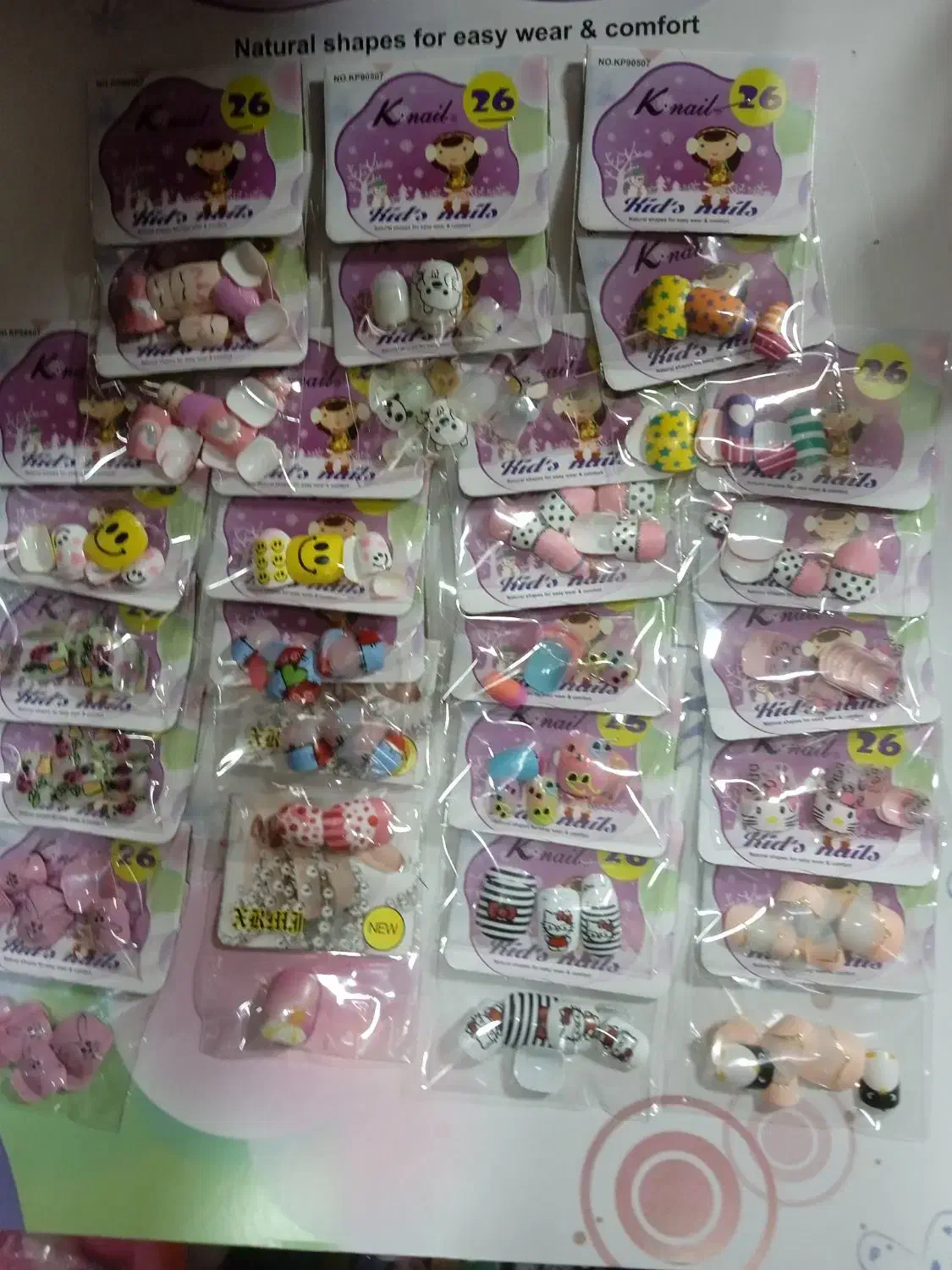 ناخن مصنوعی|آرایشگاه و سالن‌های زیبایی|مشهد, یاس|دیوار