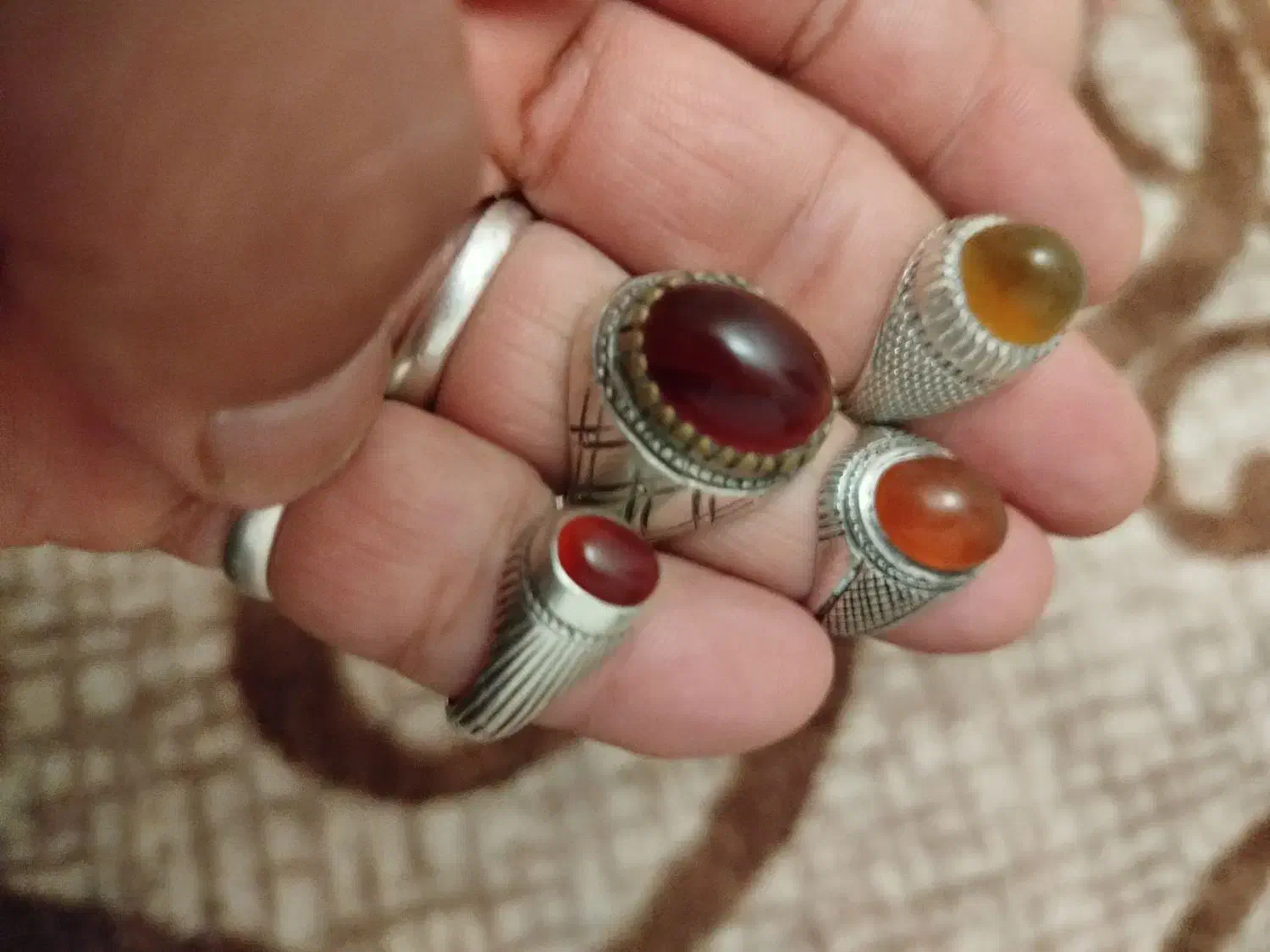 انگشتر قدیمی|جواهرات|کیش, |دیوار