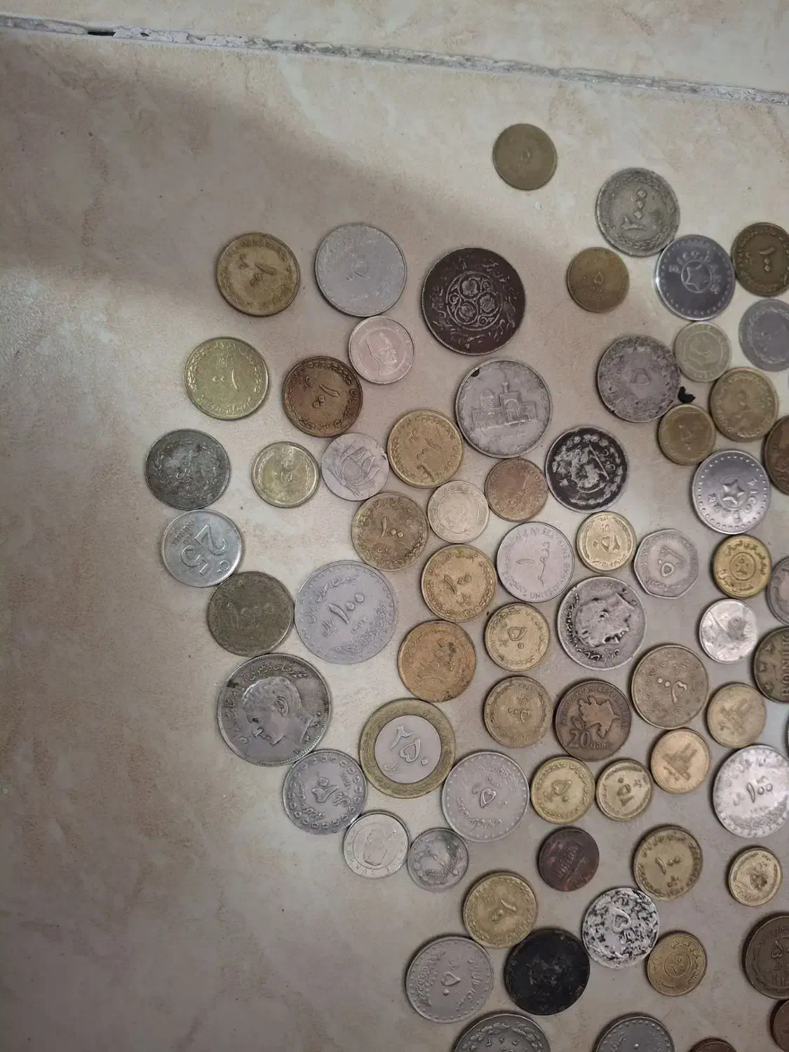 یه تعدادسکه هم ایرانی وهم خارجی|کلکسیون سکه، تمبر، اسکناس|زنجان, |دیوار