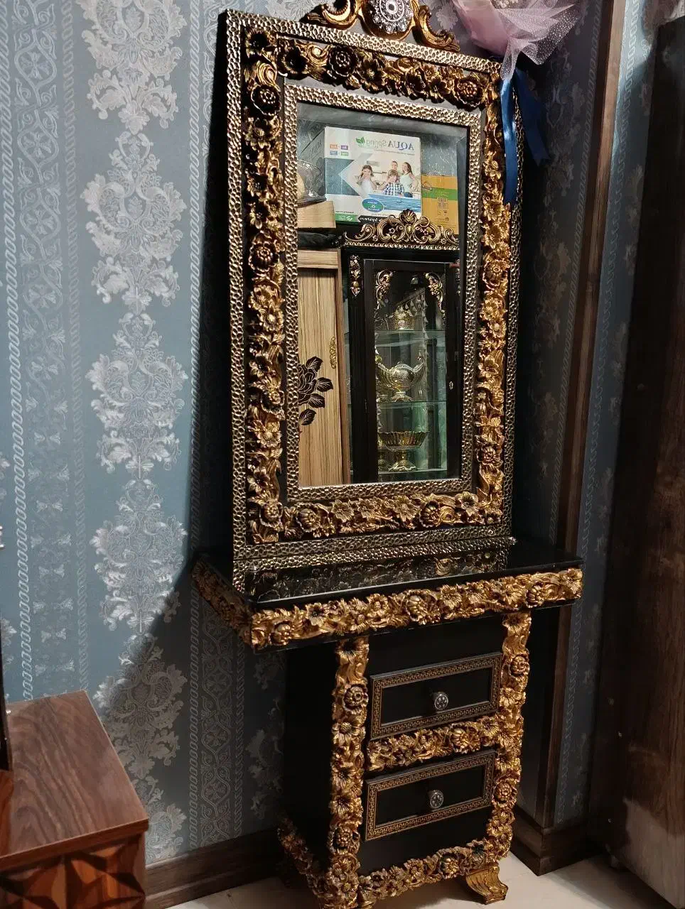 کنسول آیینه و میز دو کشویی|بوفه، ویترین، کنسول|فولادشهر, C5|دیوار