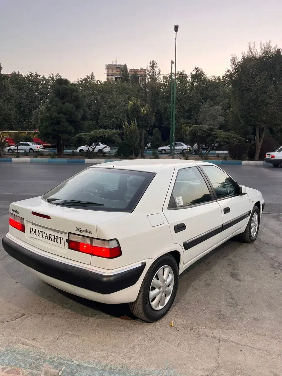 سیتروئن زانتیا 88|خودرو سواری و وانت|اصفهان, لاله|دیوار