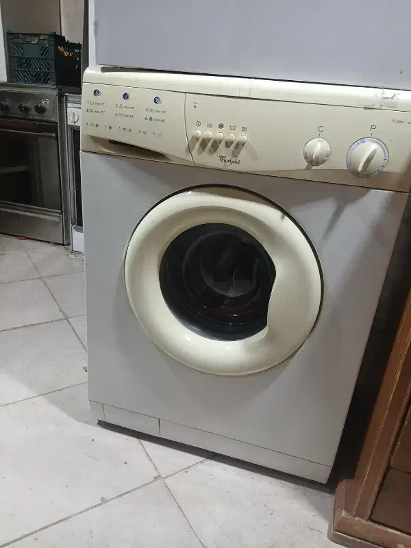 لباسشوی|ماشین لباسشویی و خشککن لباس|شیروان (خراسان), |دیوار