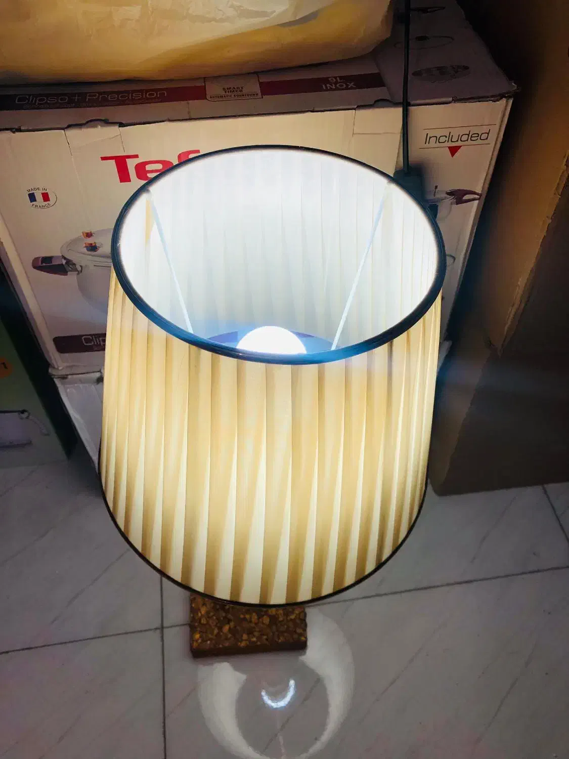 چراغ خواب|چراغ خواب و آباژور|اشنویه, |دیوار