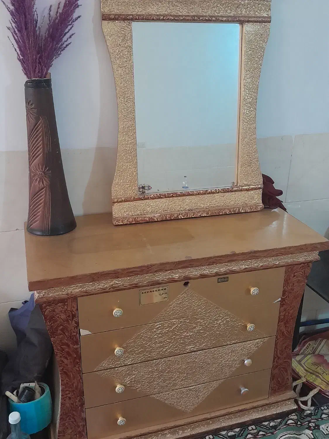 میزآرایش و آینه|تخت و سرویس خواب|اردکان, |دیوار