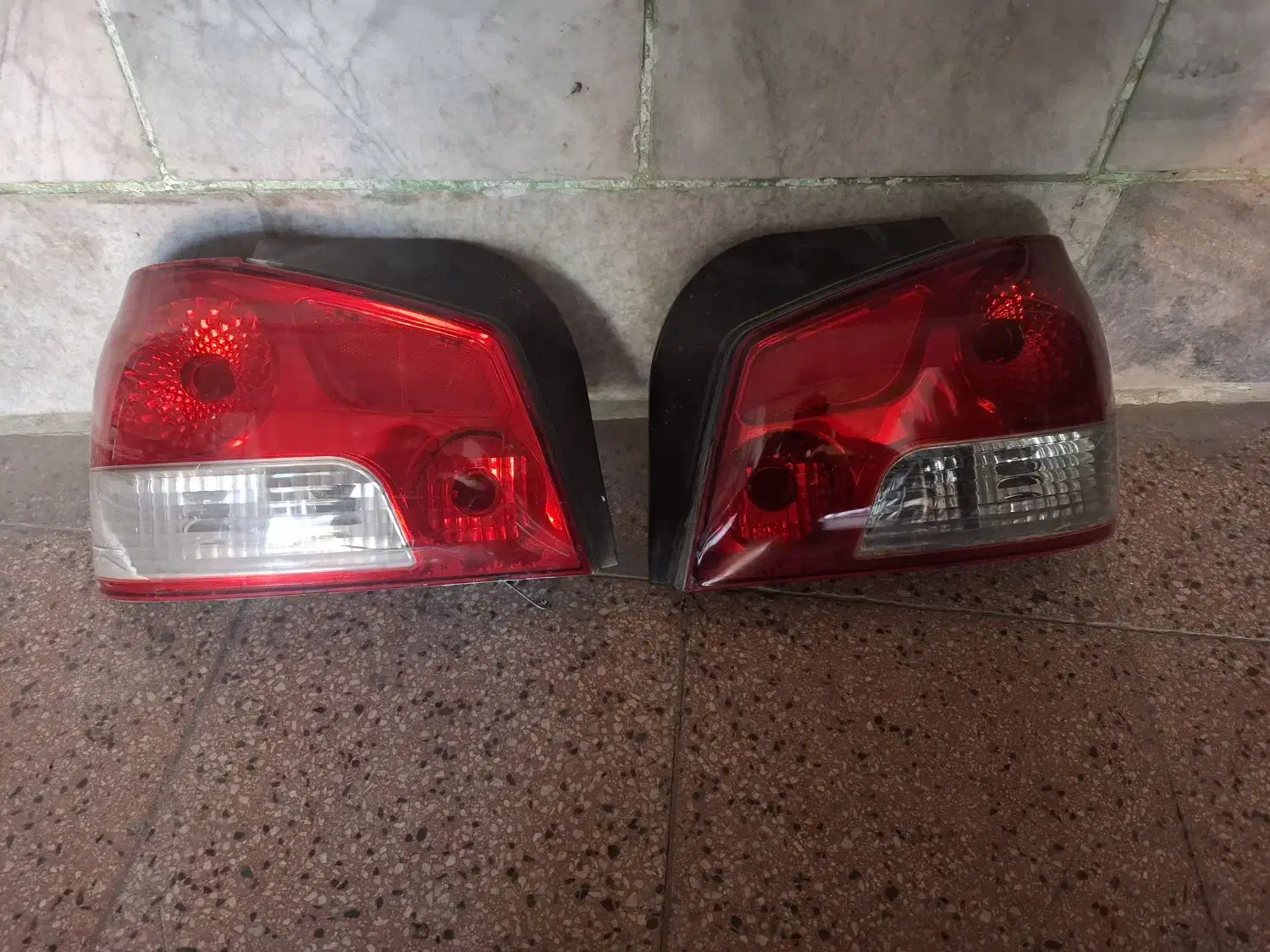 چراغ های خودرو|قطعات یدکی و لوازم جانبی|همدان, |دیوار