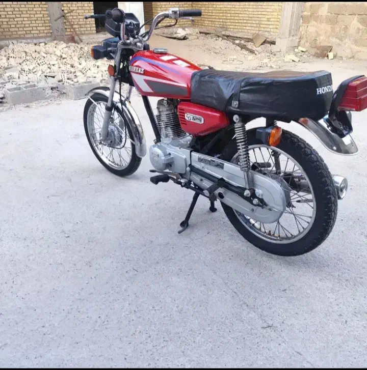 موتور هندا 125قرمز پیشتاز|موتورسیکلت|بندر ماهشهر, |دیوار