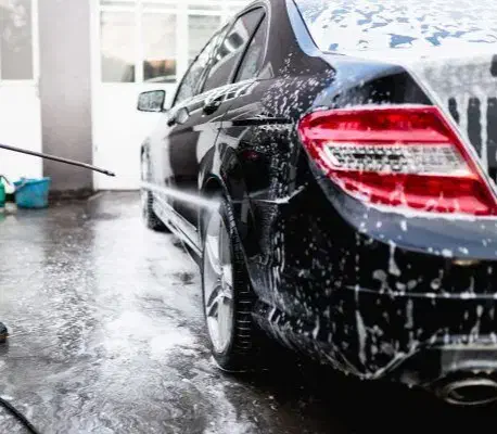 به یک نیروی کارواش نیازمندیم|استخدام خدمات فروشگاه و رستوران|یزد, |دیوار